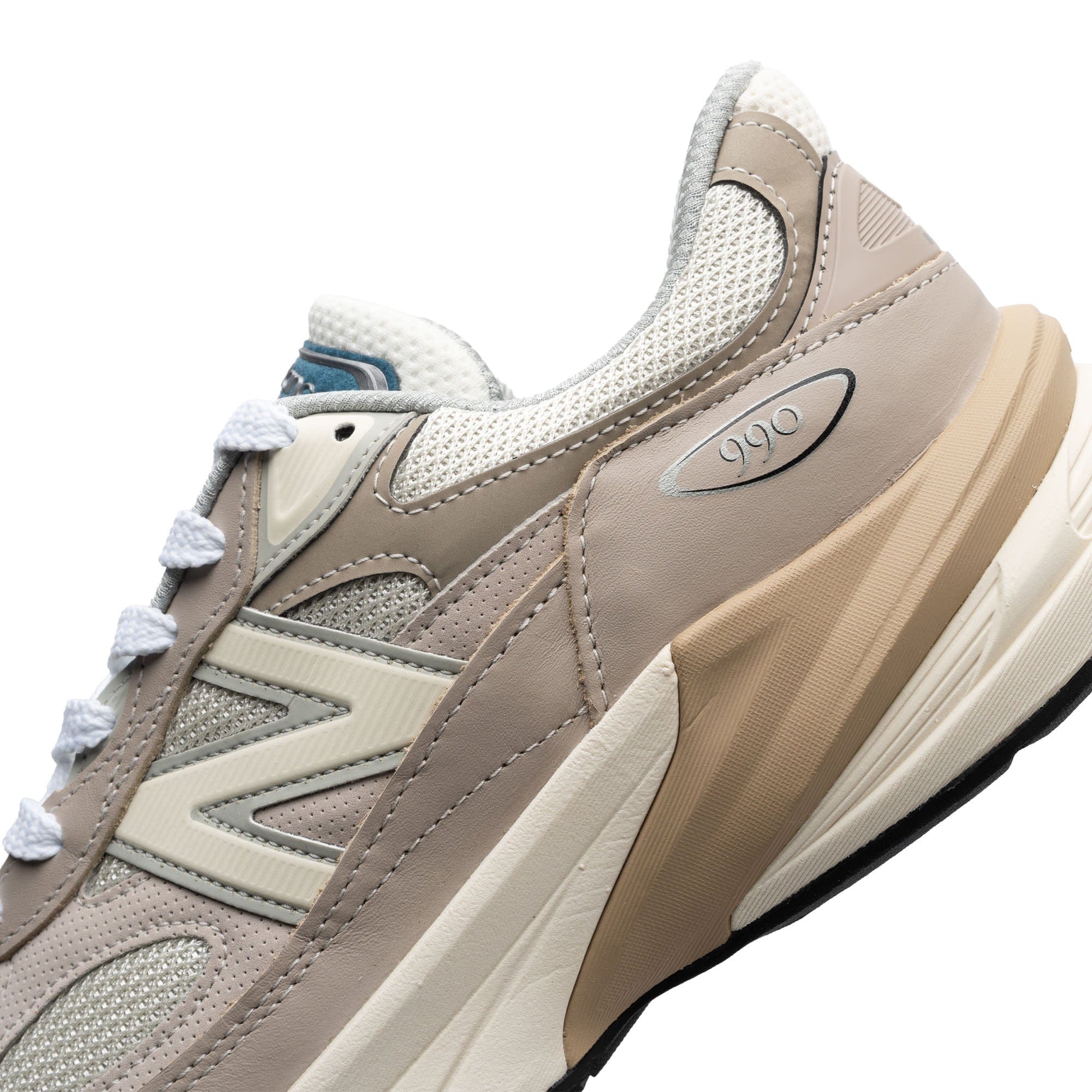 New Balance U990MM6