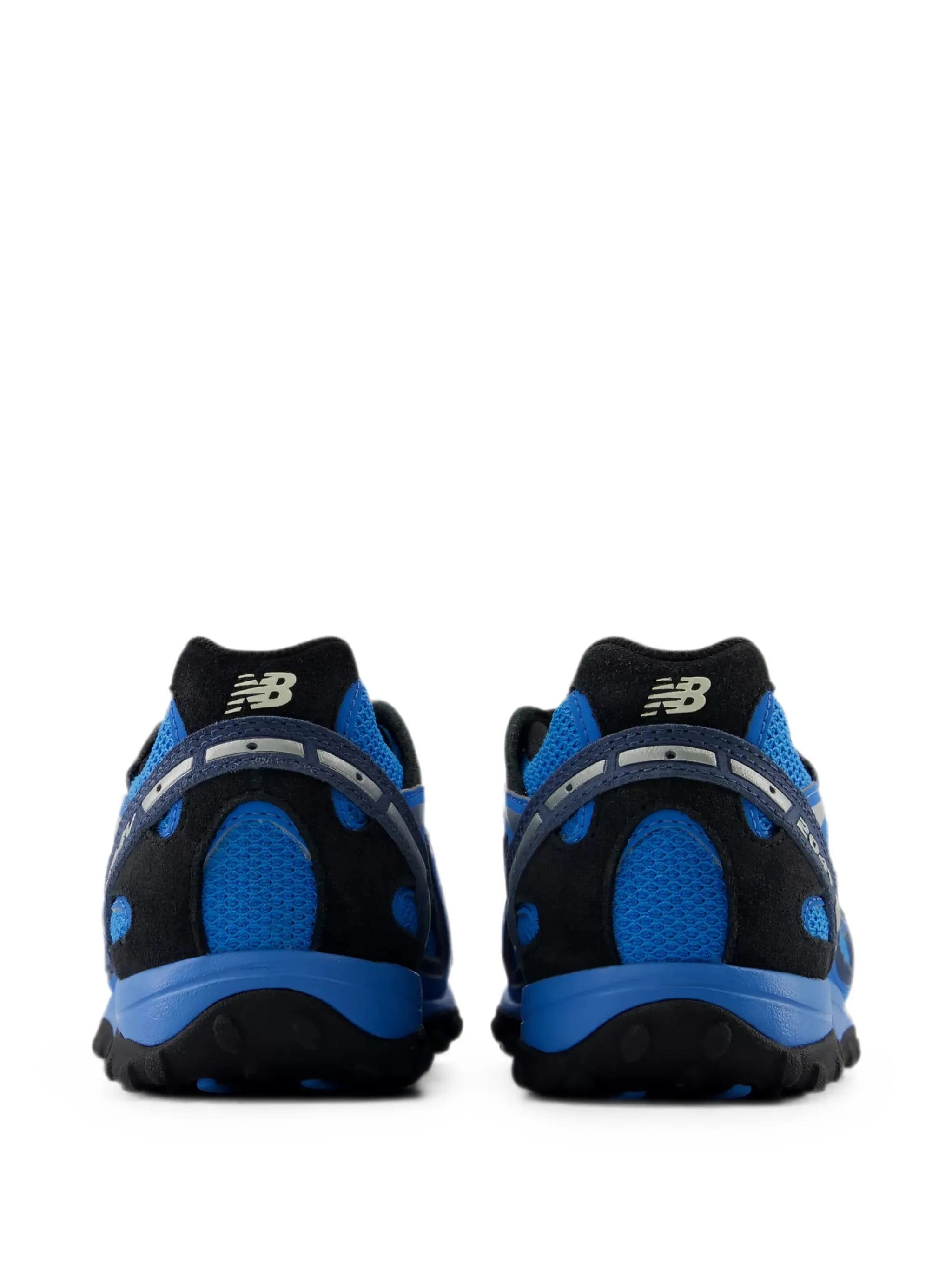 New Balance 204V shoes