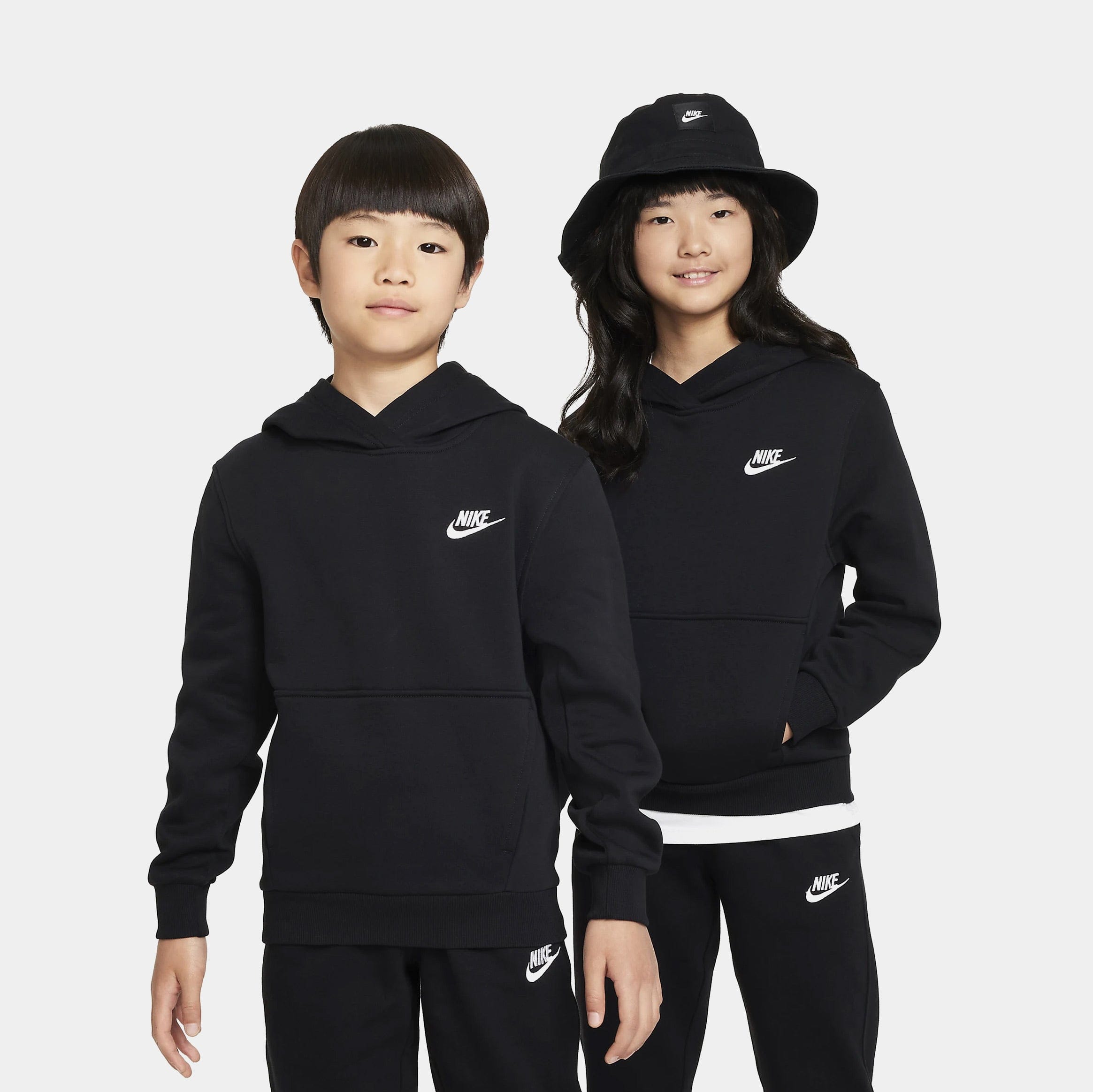 Nike NSW Club Fleece Pullover Grade School Hoodie (Black/White)