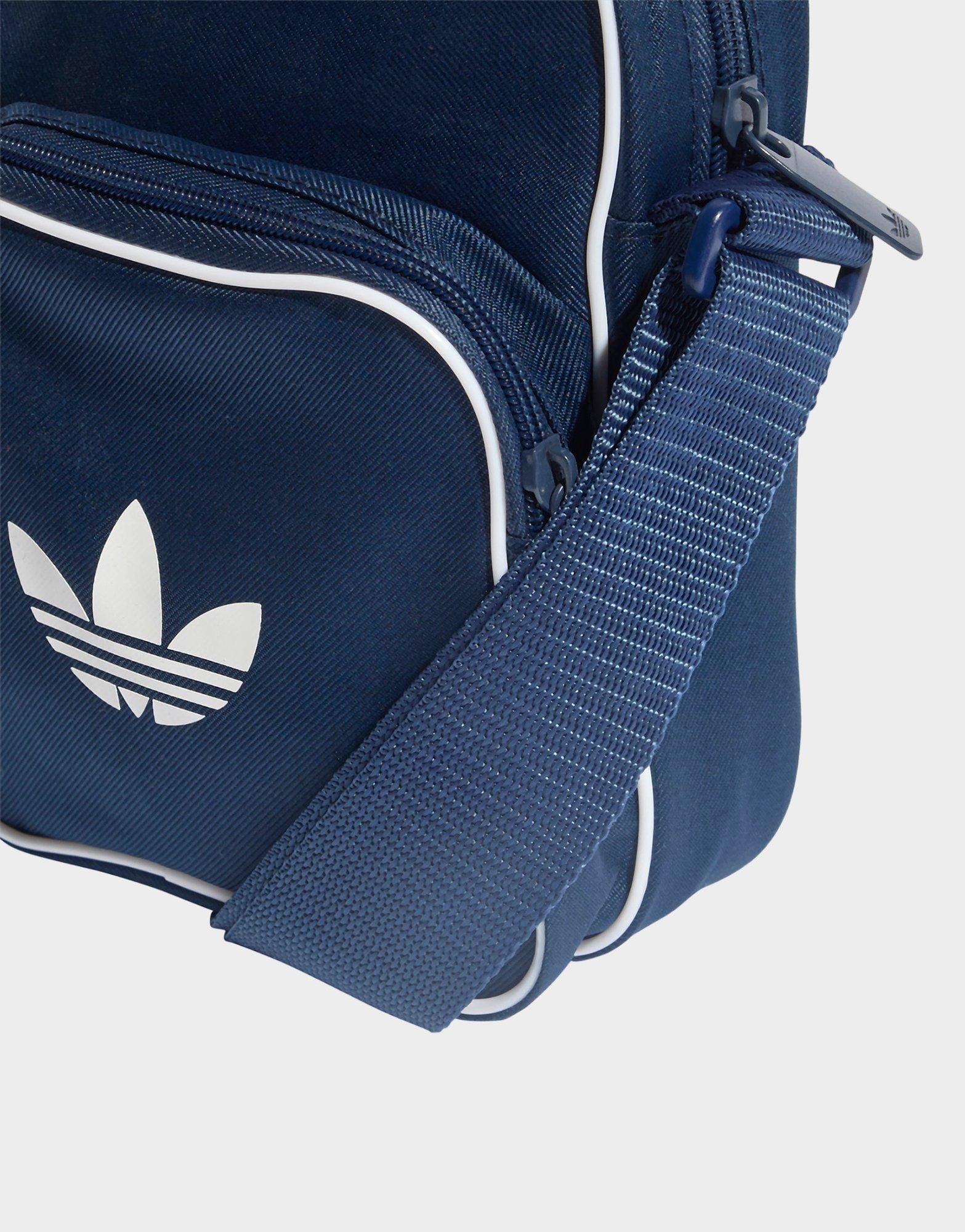adidas Adicolor Classic Small Item Bag