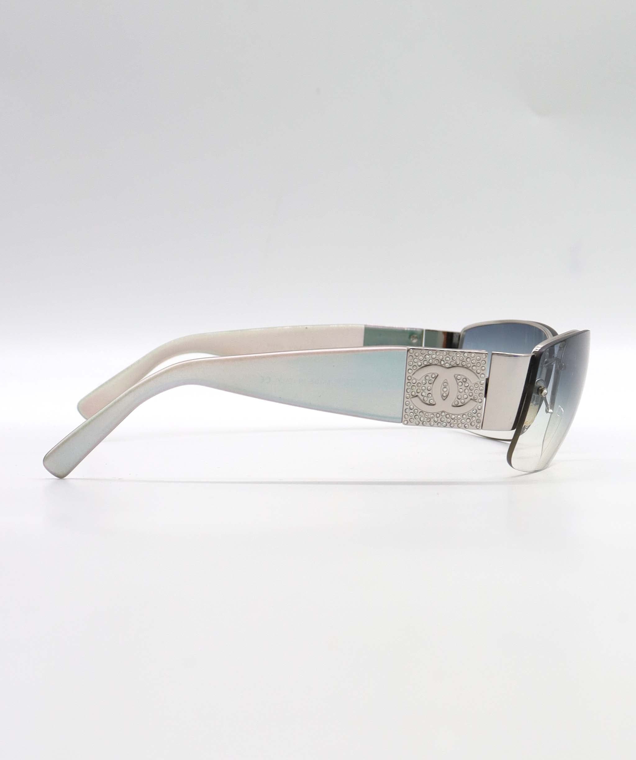 Chanel VINTAGE CHANEL RHINESTONE SUNGLASSES Blue EYEWEAR AGC3570