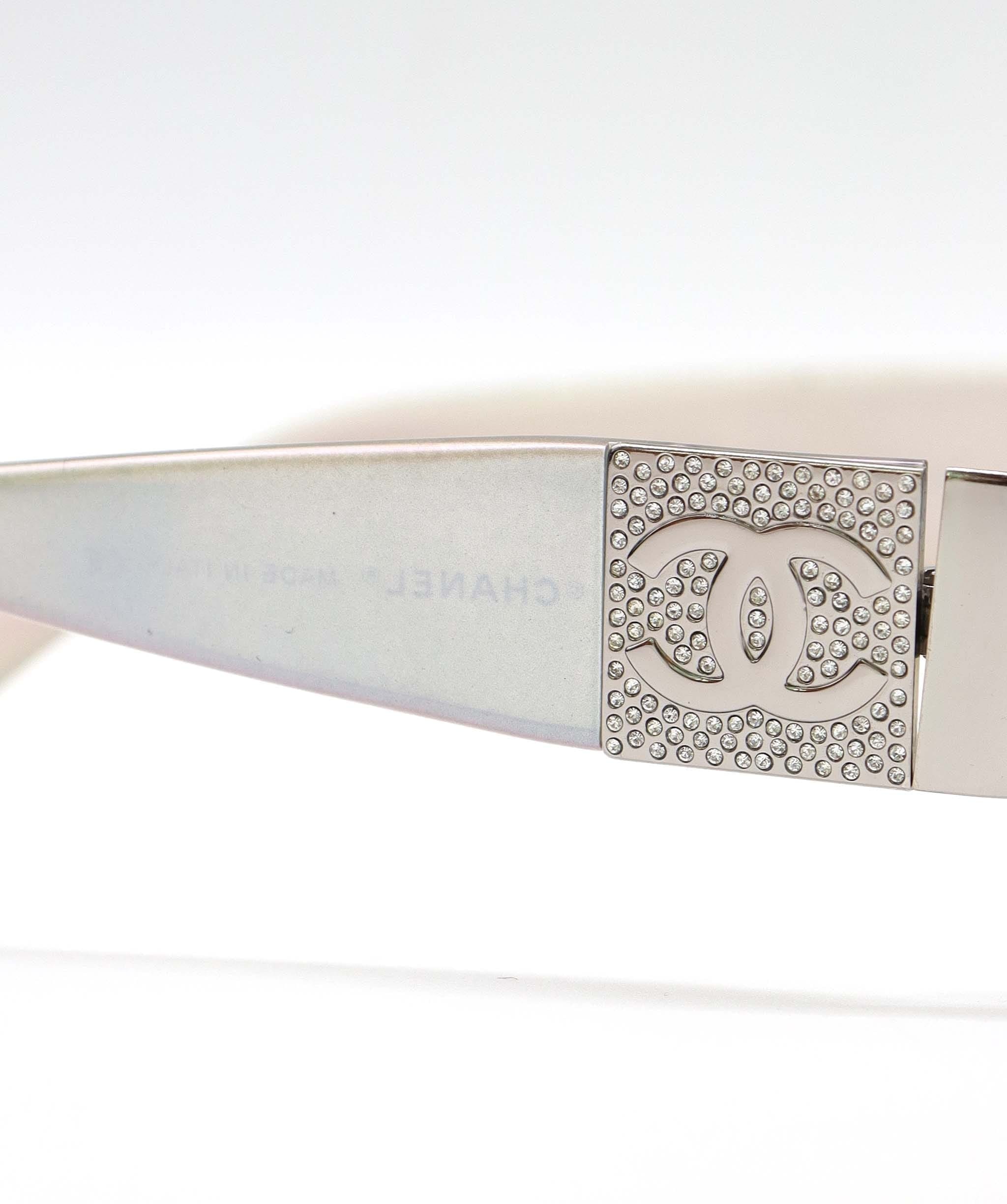 Chanel VINTAGE CHANEL RHINESTONE SUNGLASSES Blue EYEWEAR AGC3570
