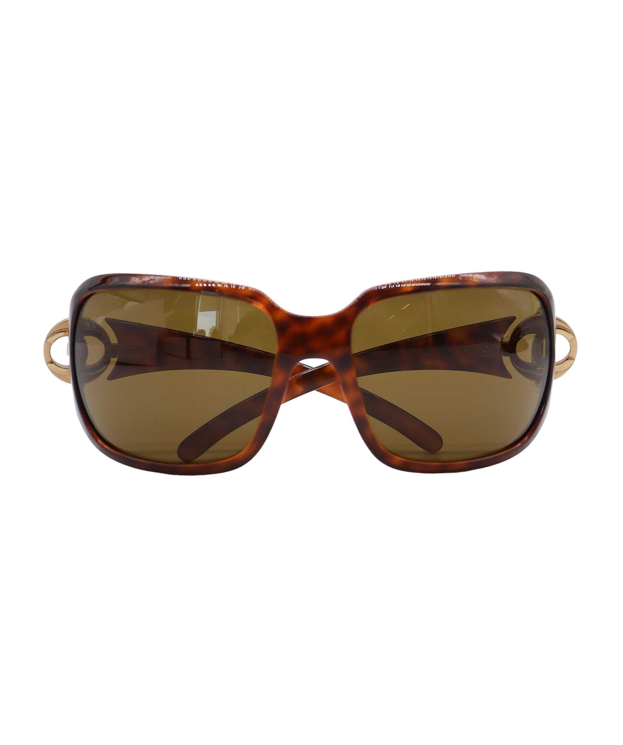 Chanel Logo Sunglasses DXBS3802