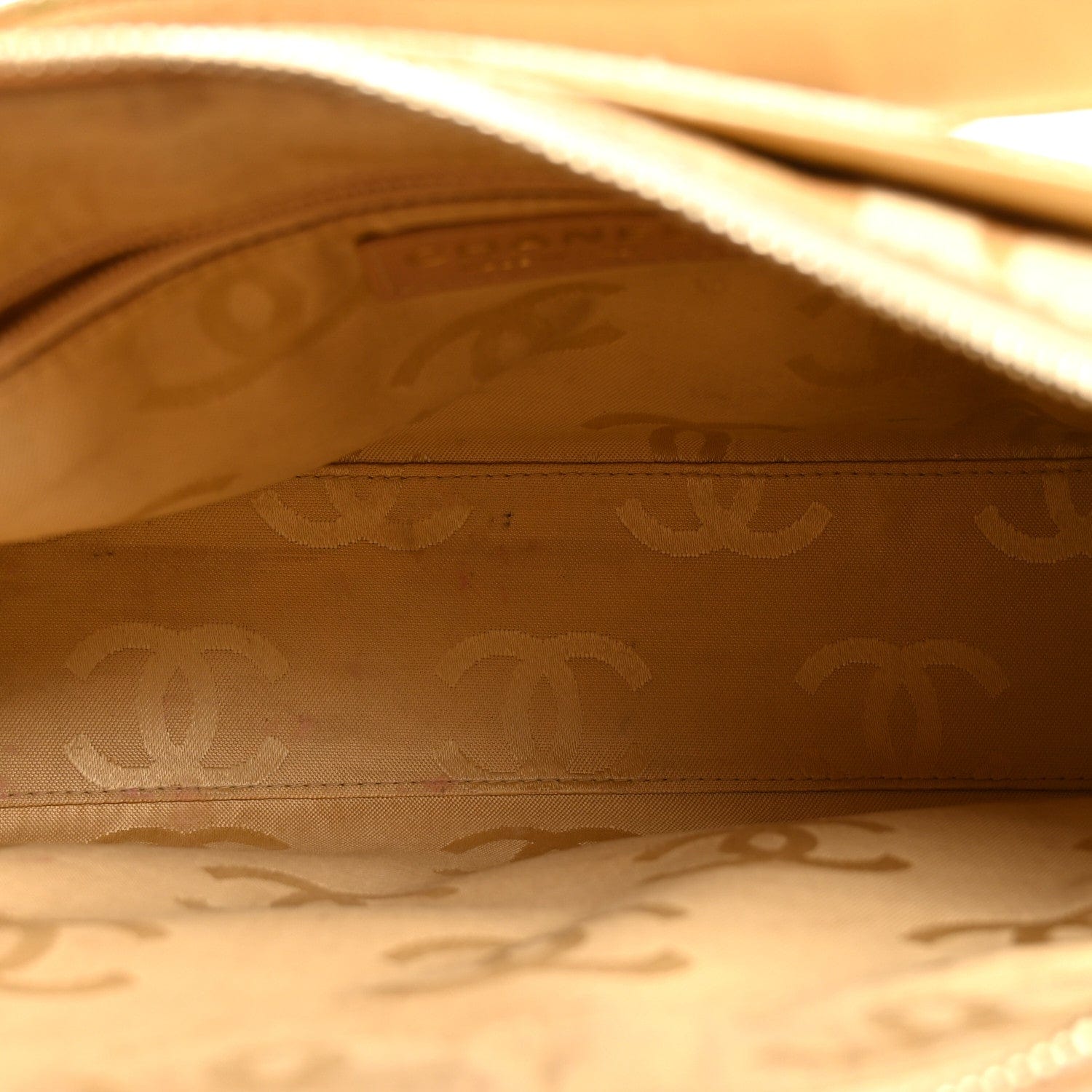 Chanel Woven Straw Camellia Print Shoulder Bag Gold