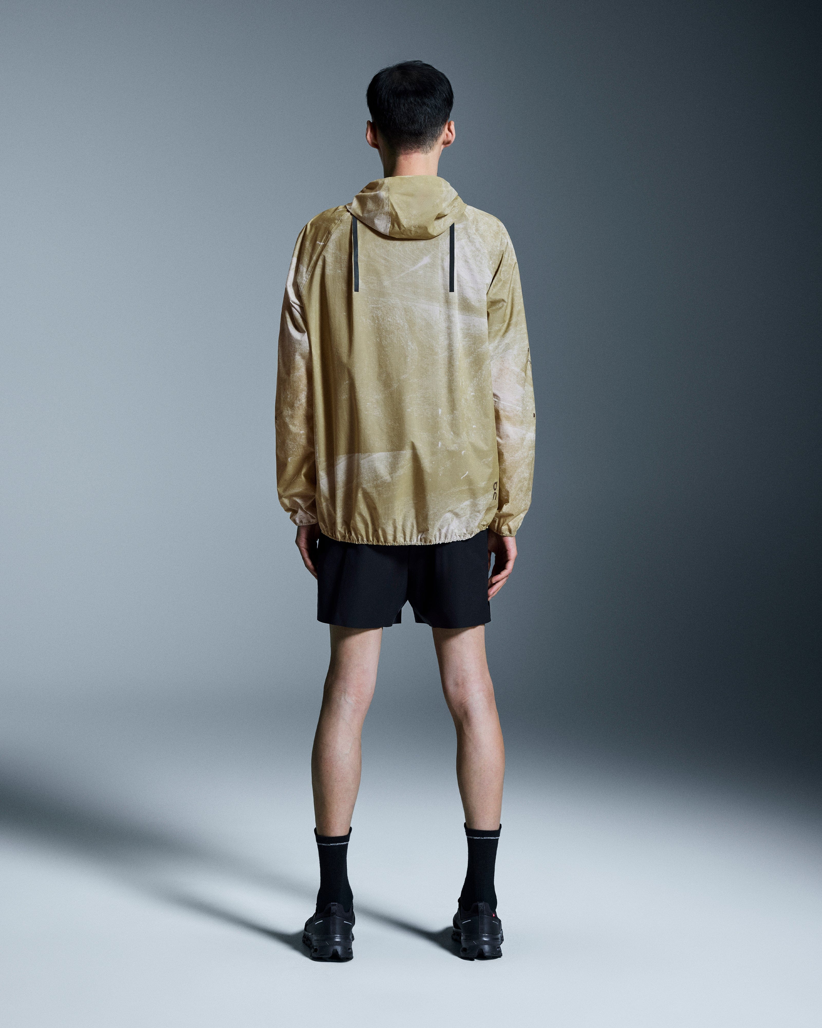On Running On Ultra Jacket White | Caper