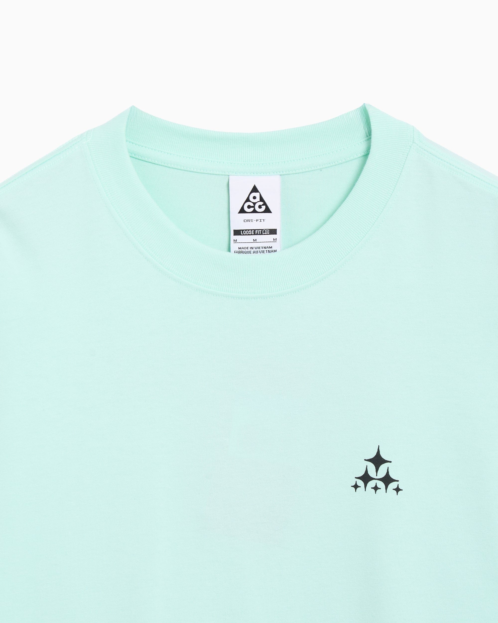 Nike Camiseta Relaxed Nike ACG Mystery Lights para hombre