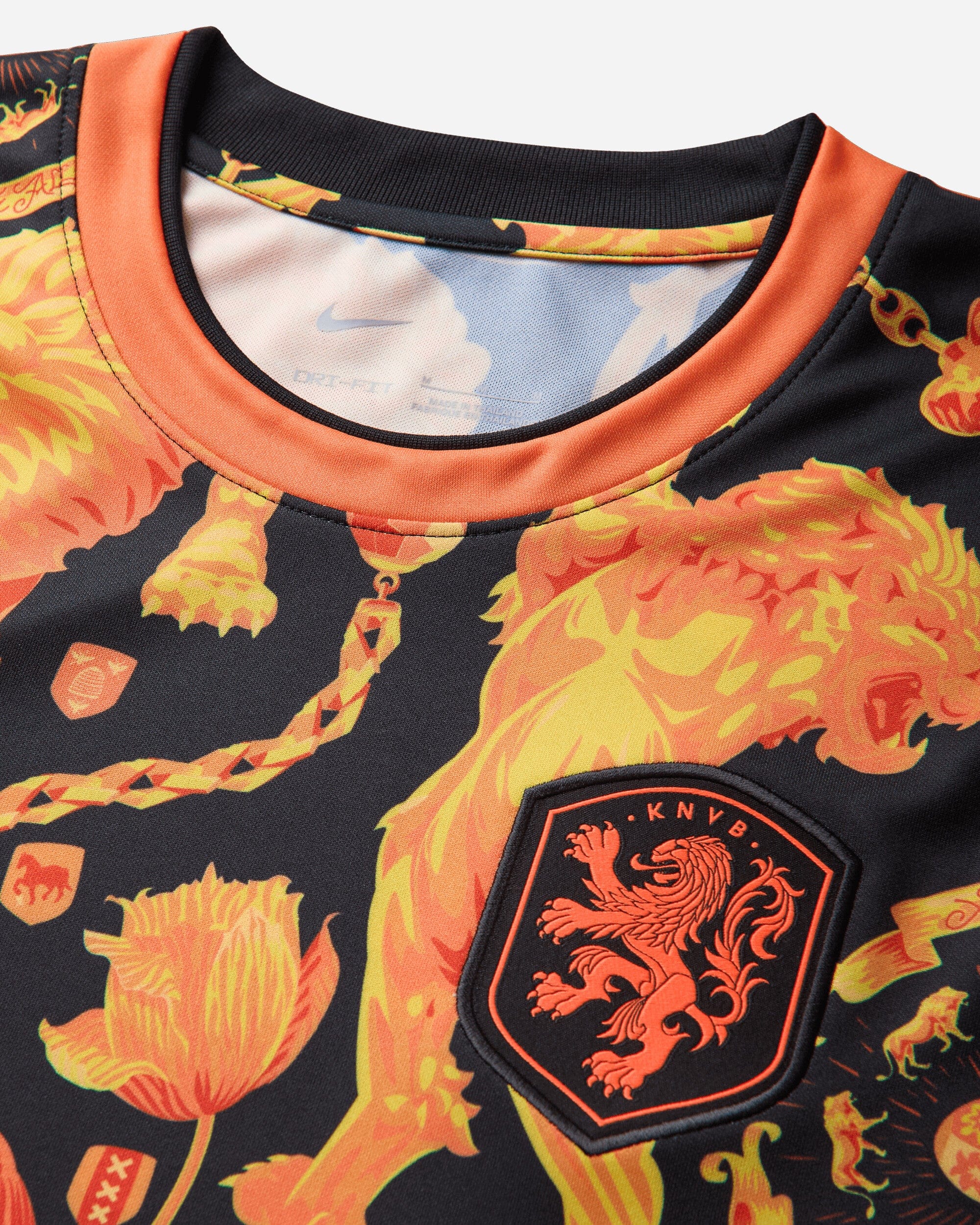 Nike Netherlands x Patta Academy Pro Shortsleeve Soccer Top Black / White