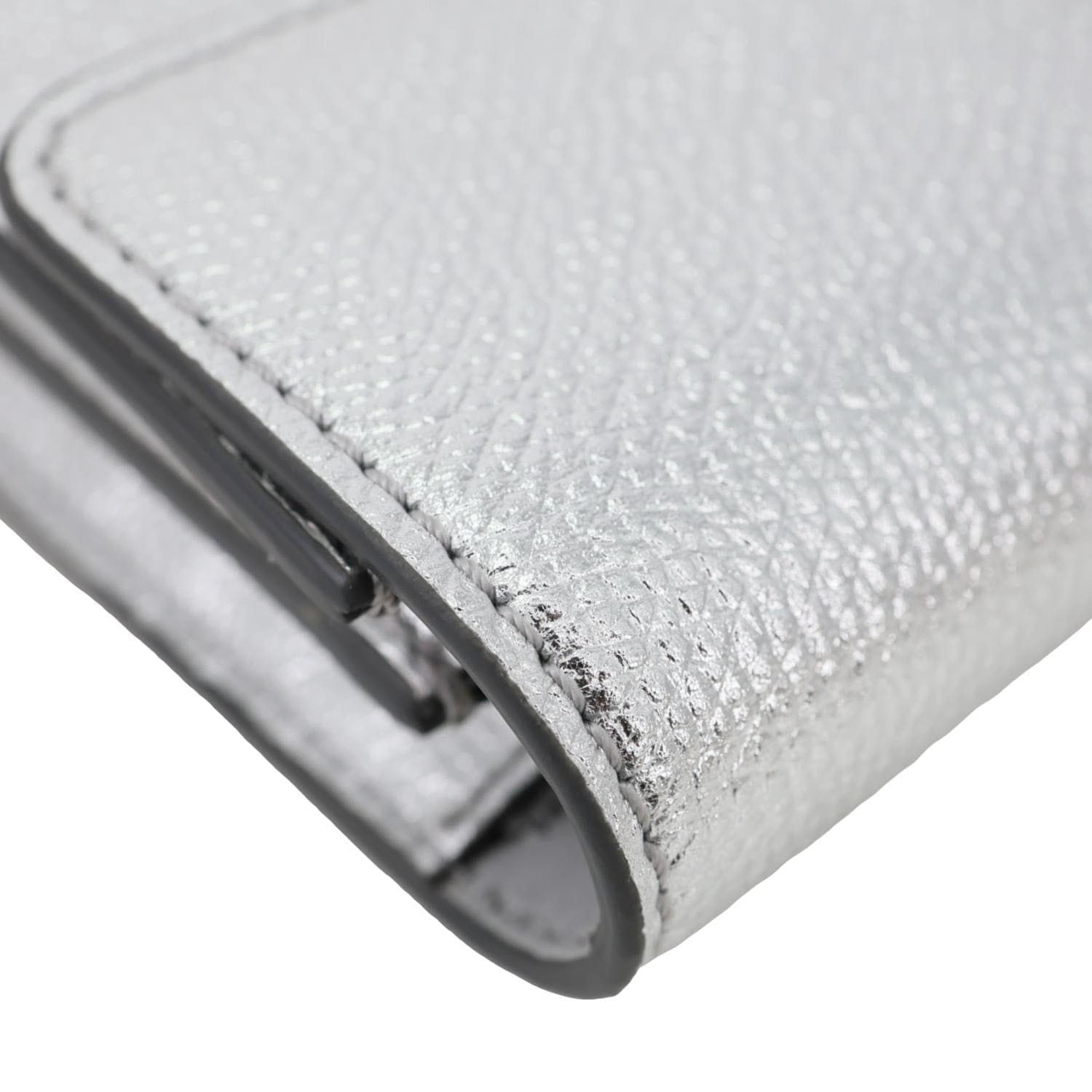 VALENTINO VLogo Metallic Leather Wallet On Chain Silver