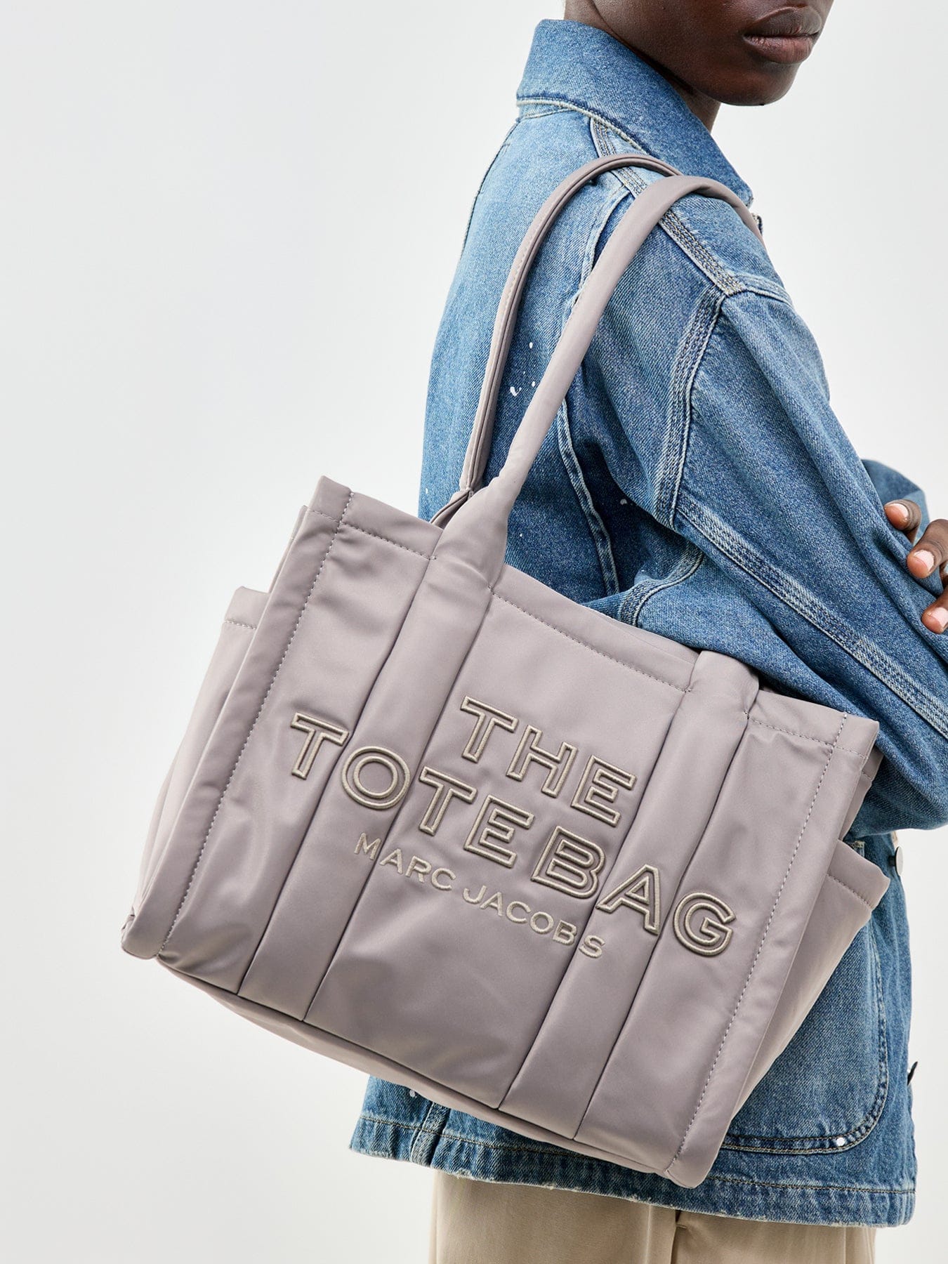Marc Jacobs Medium Tote Bag Grey