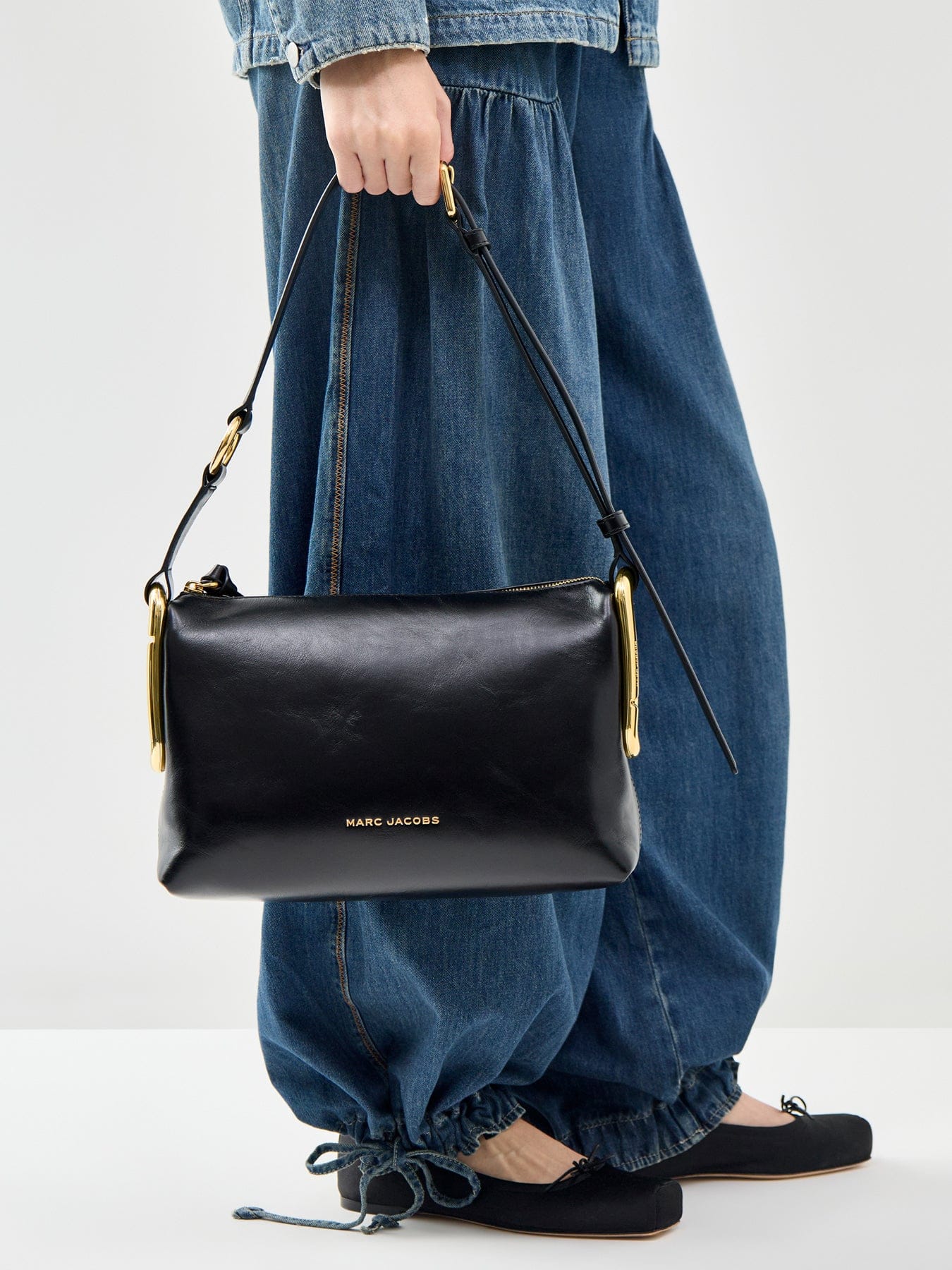 Marc Jacobs Juliette Messenger Crossbody Bag Black