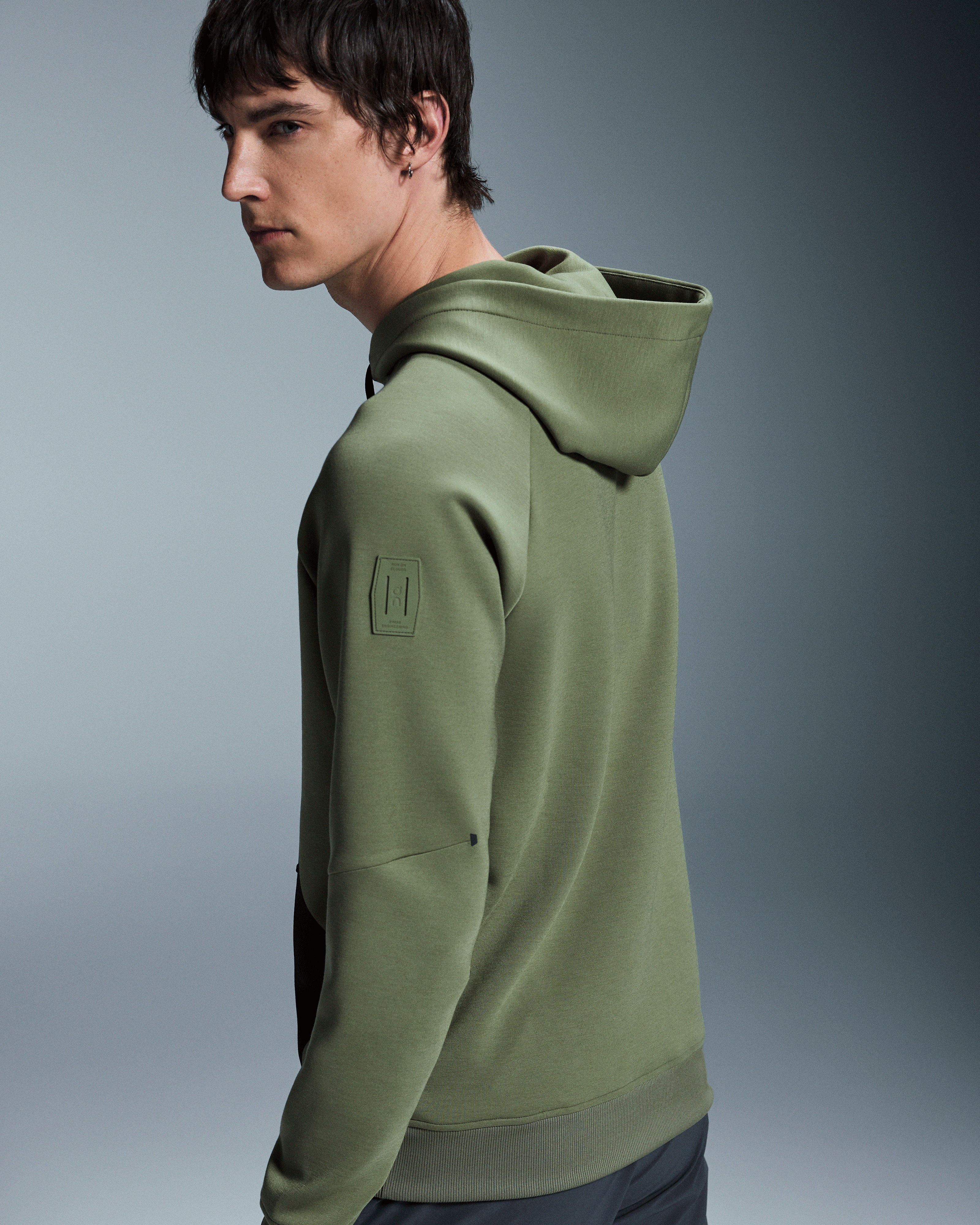On Running On Hoodie Taiga