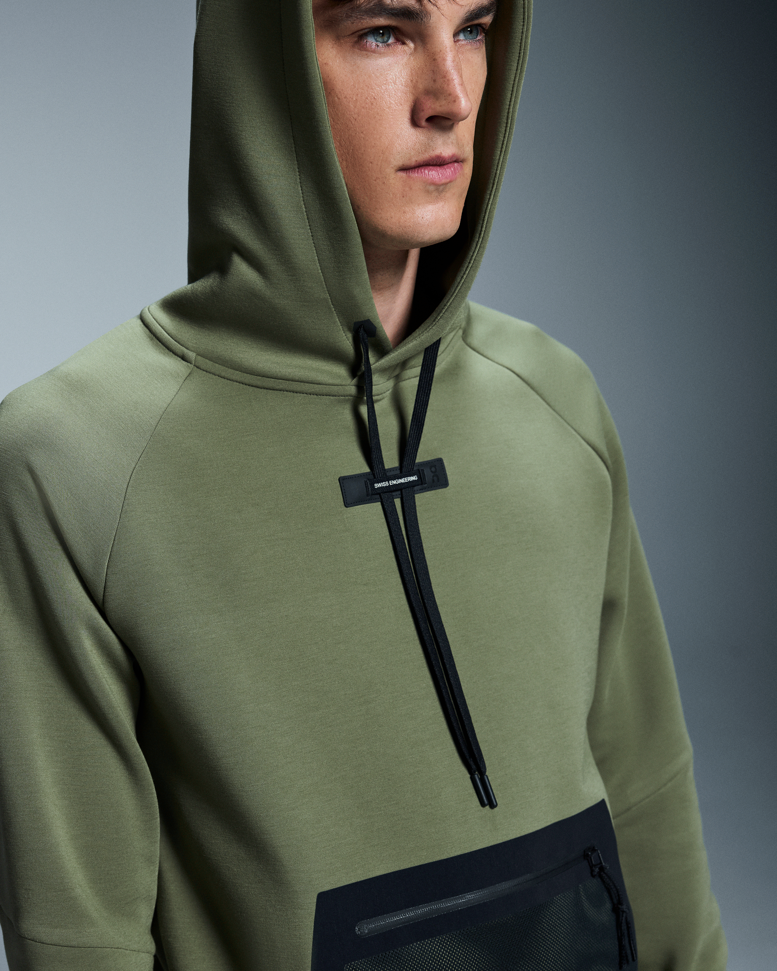 On Running On Hoodie Taiga