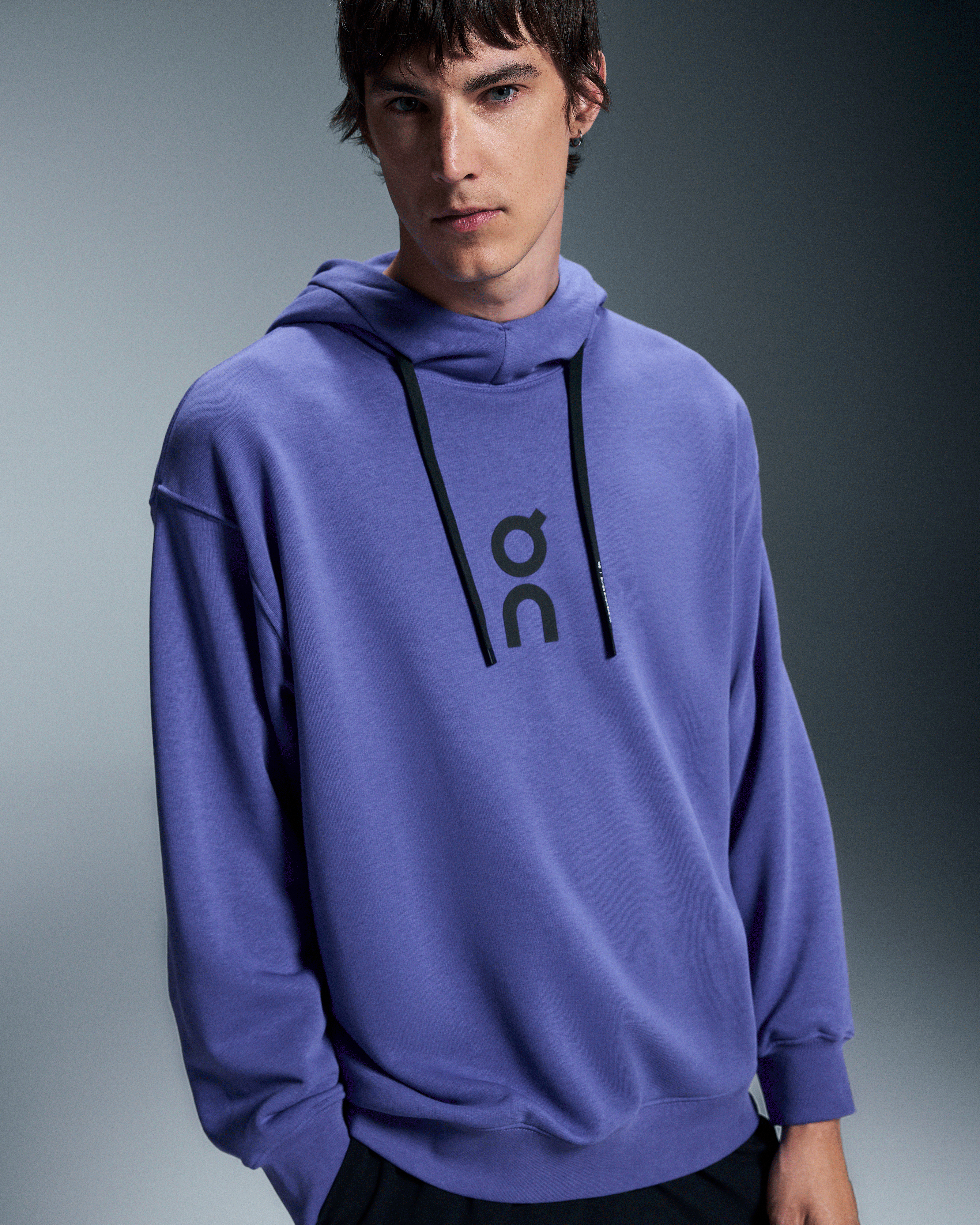 On Running On Club Hoodie Iris