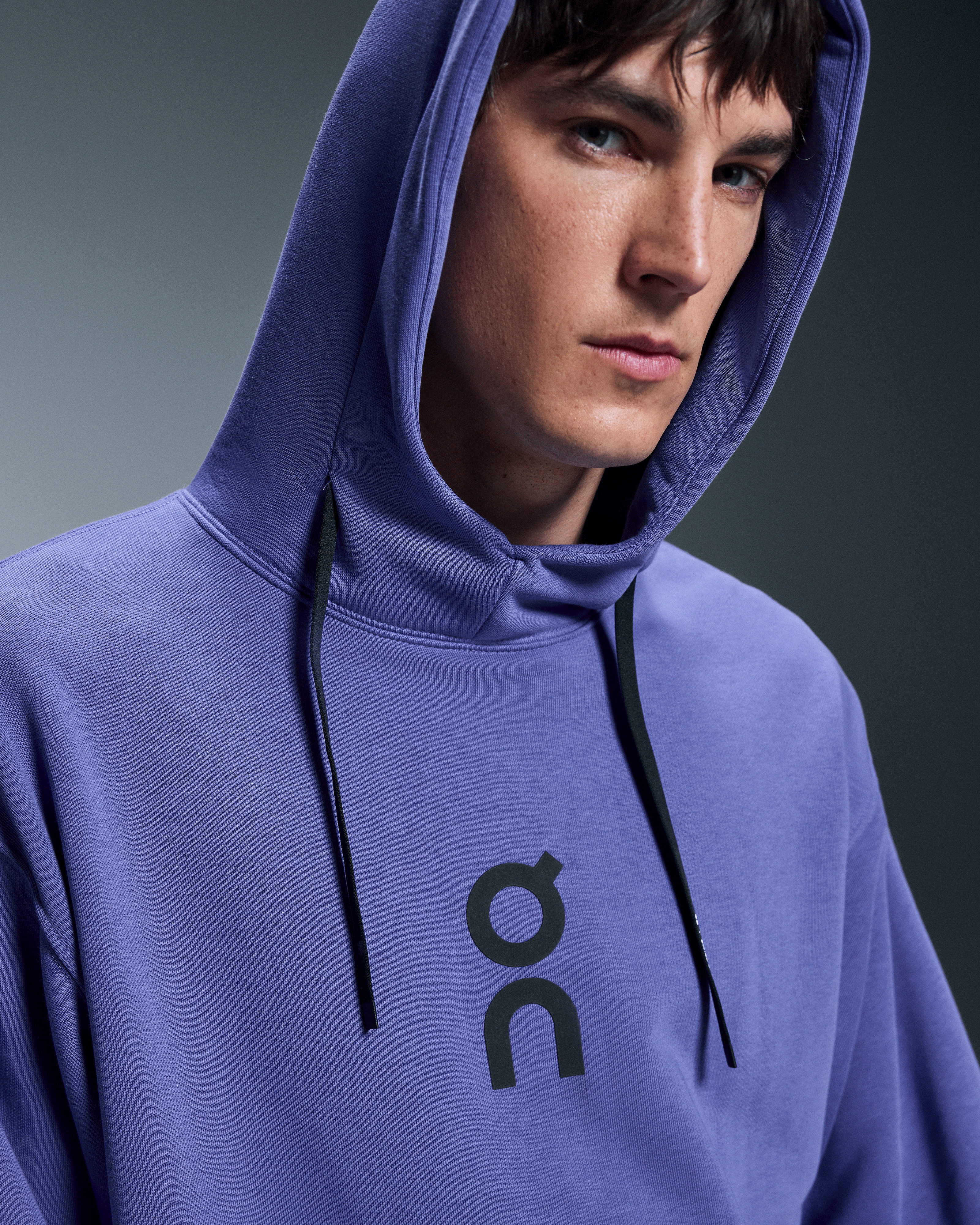 On Running On Club Hoodie Iris