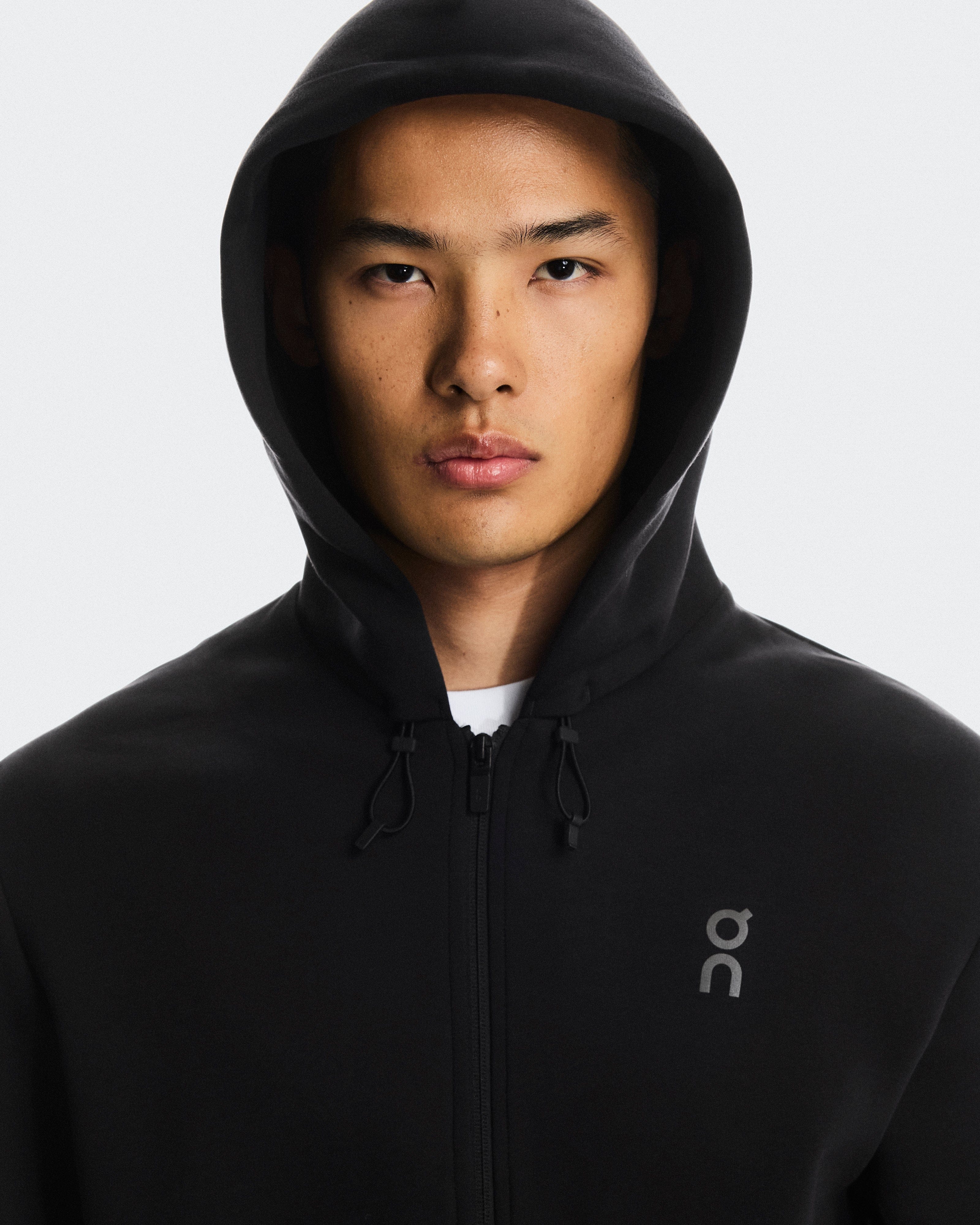 On Running On Focus Tech Zip Hoodie Black