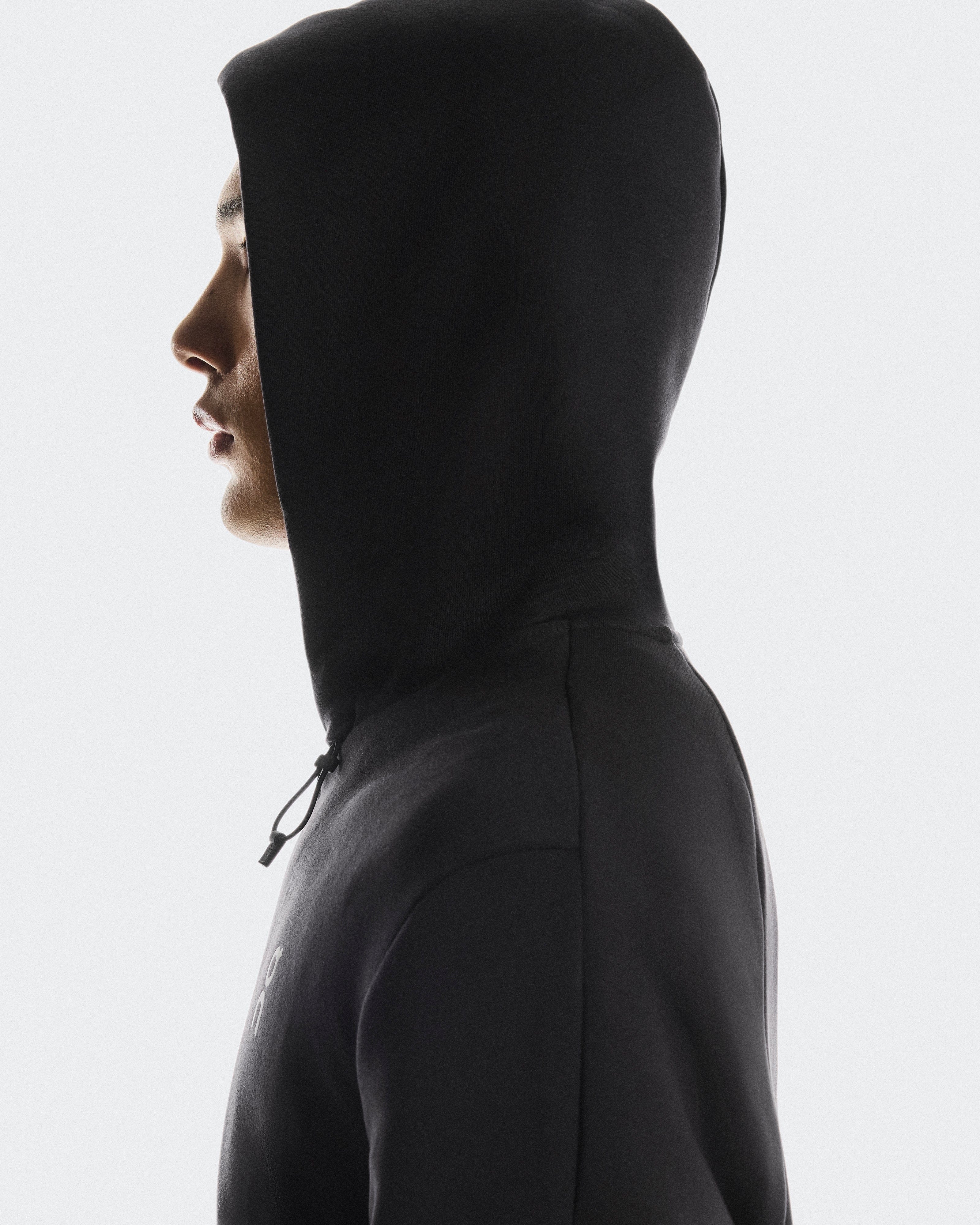 On Running On Focus Tech Zip Hoodie Black