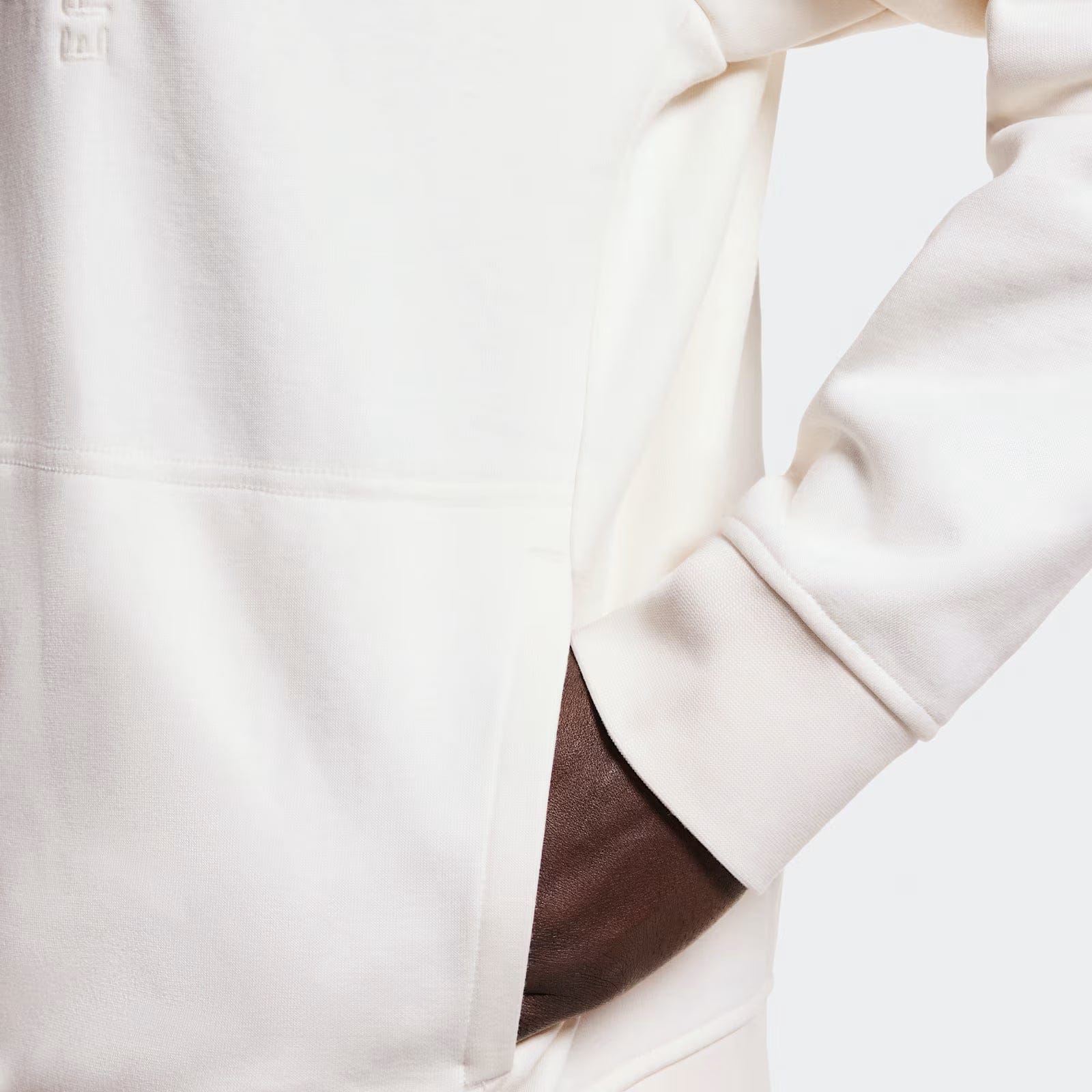 On Running On Collective Hoodie Erewhon Ivory