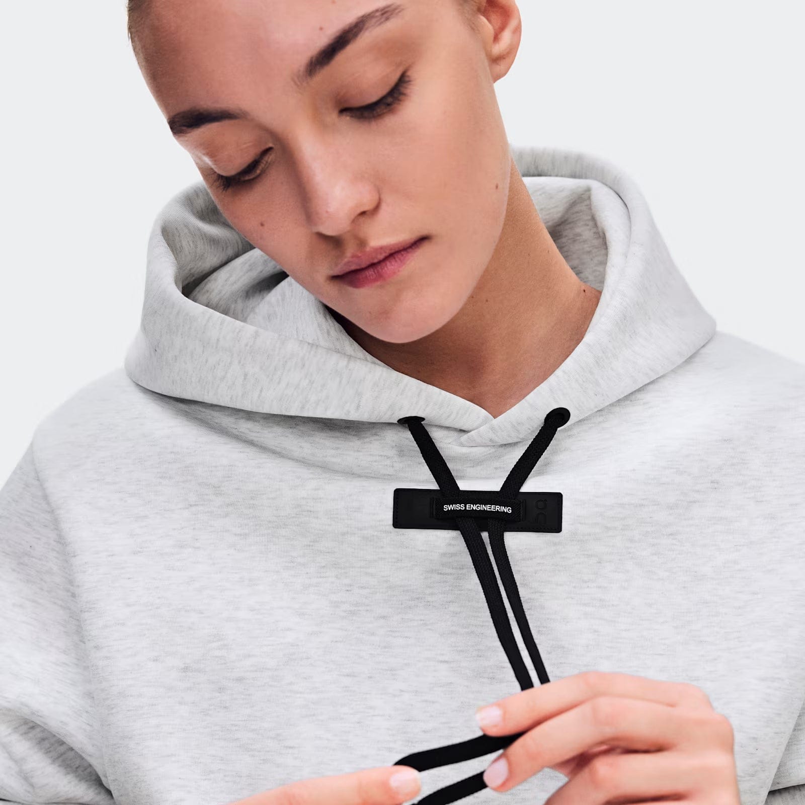 On Running On Focus Tech Hoodie Crater (Women'S)