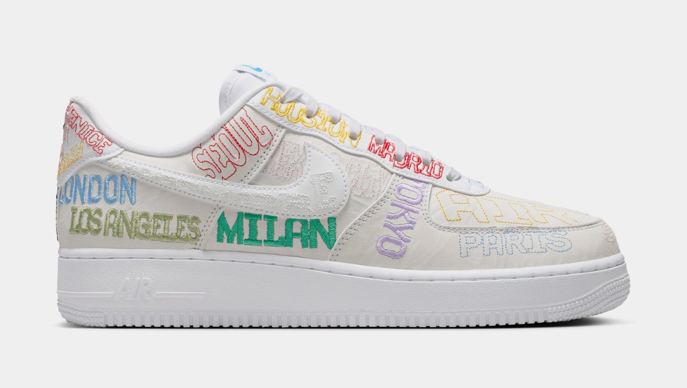 Nike Ait Force 1 '07 LV8 Mens Lifestyle Shoes (White/White)