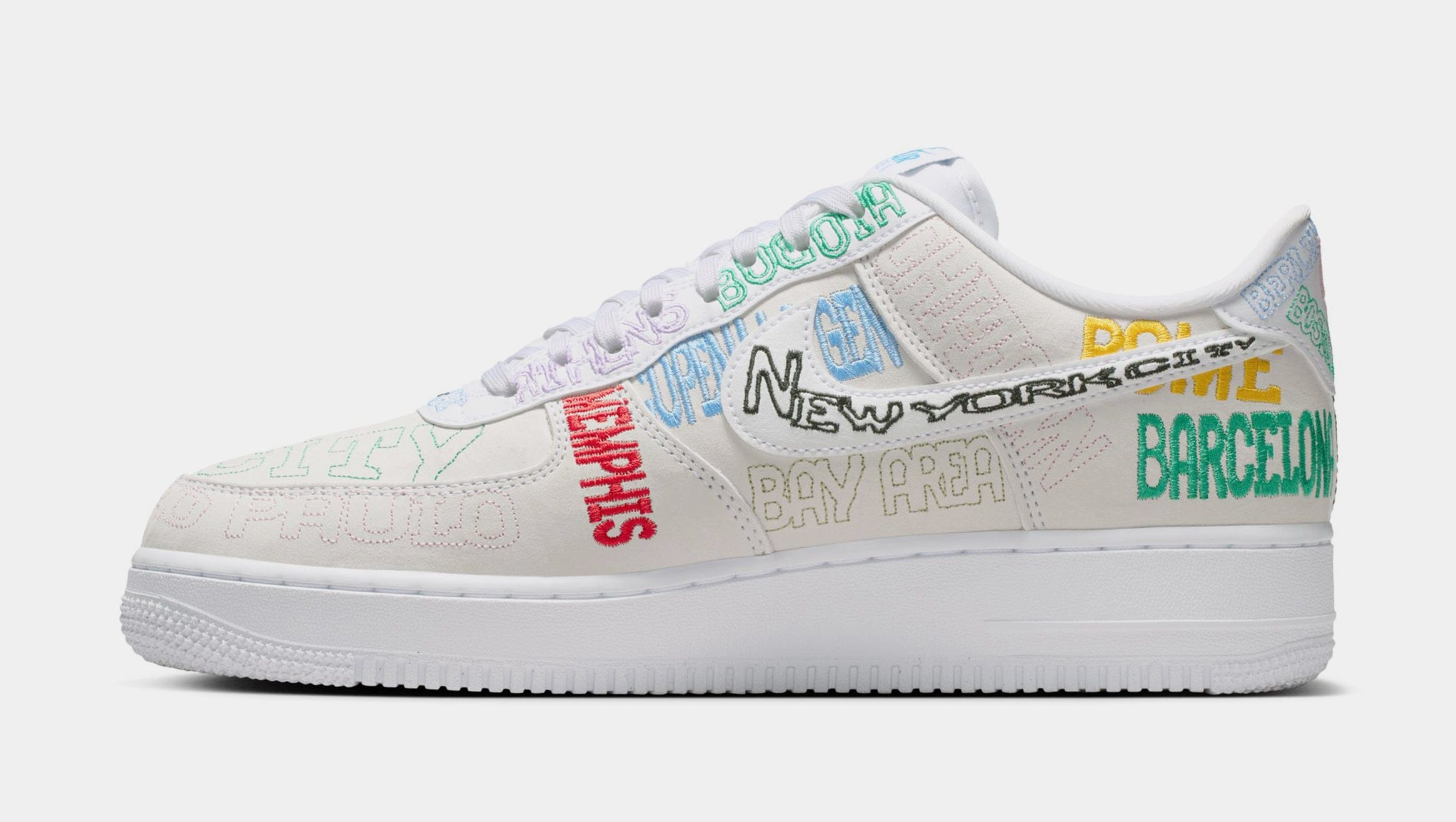 Nike Ait Force 1 '07 LV8 Mens Lifestyle Shoes (White/White)