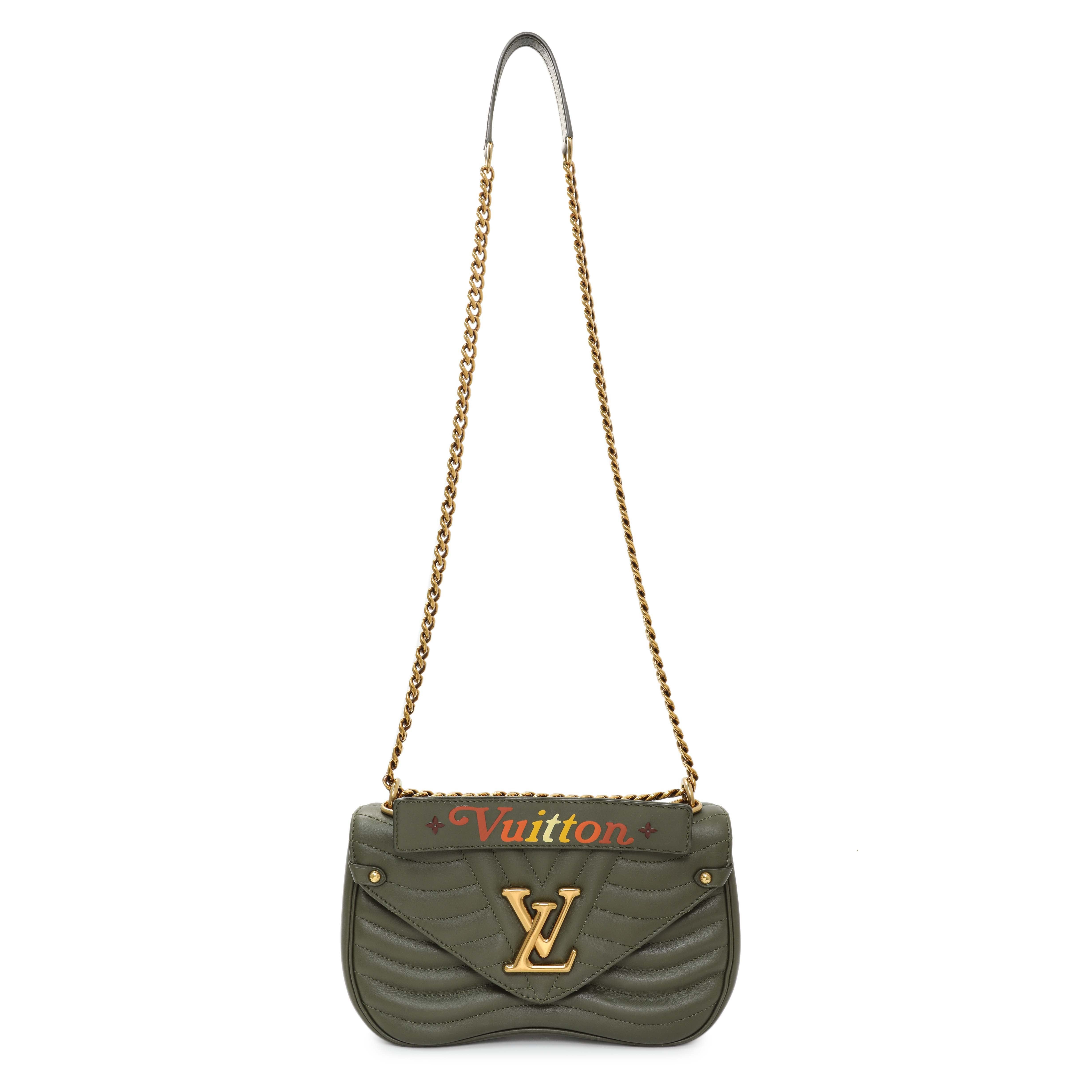 Louis Vuitton Calfskin New Wave Chain MM