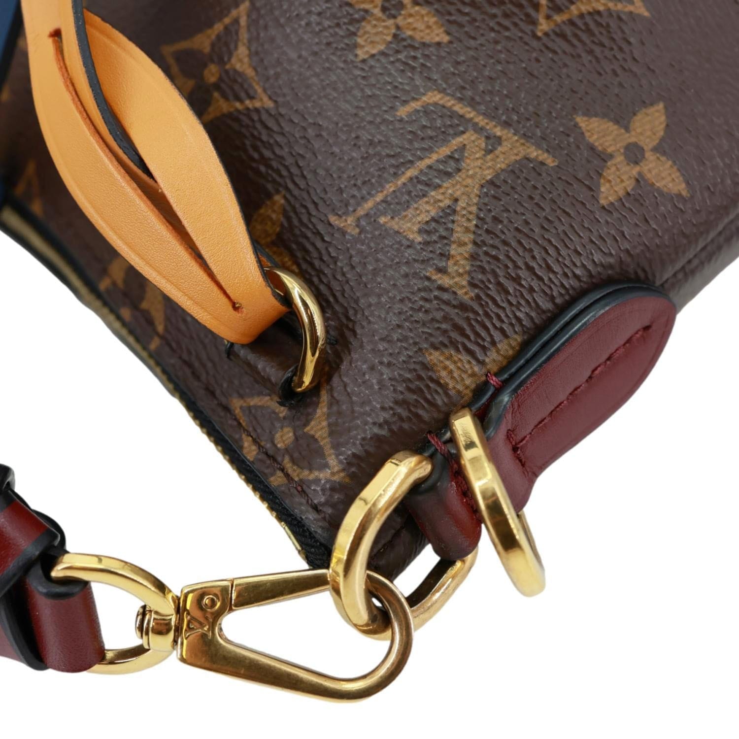 LOUIS VUITTON Beaubourg Mini Monogram Canvas Hobo Bag Bordeaux