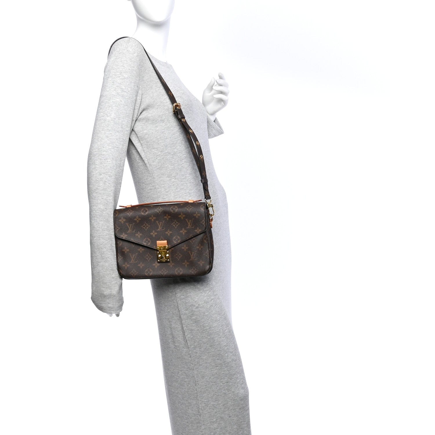 Louis Vuitton Monogram Pochette Metis