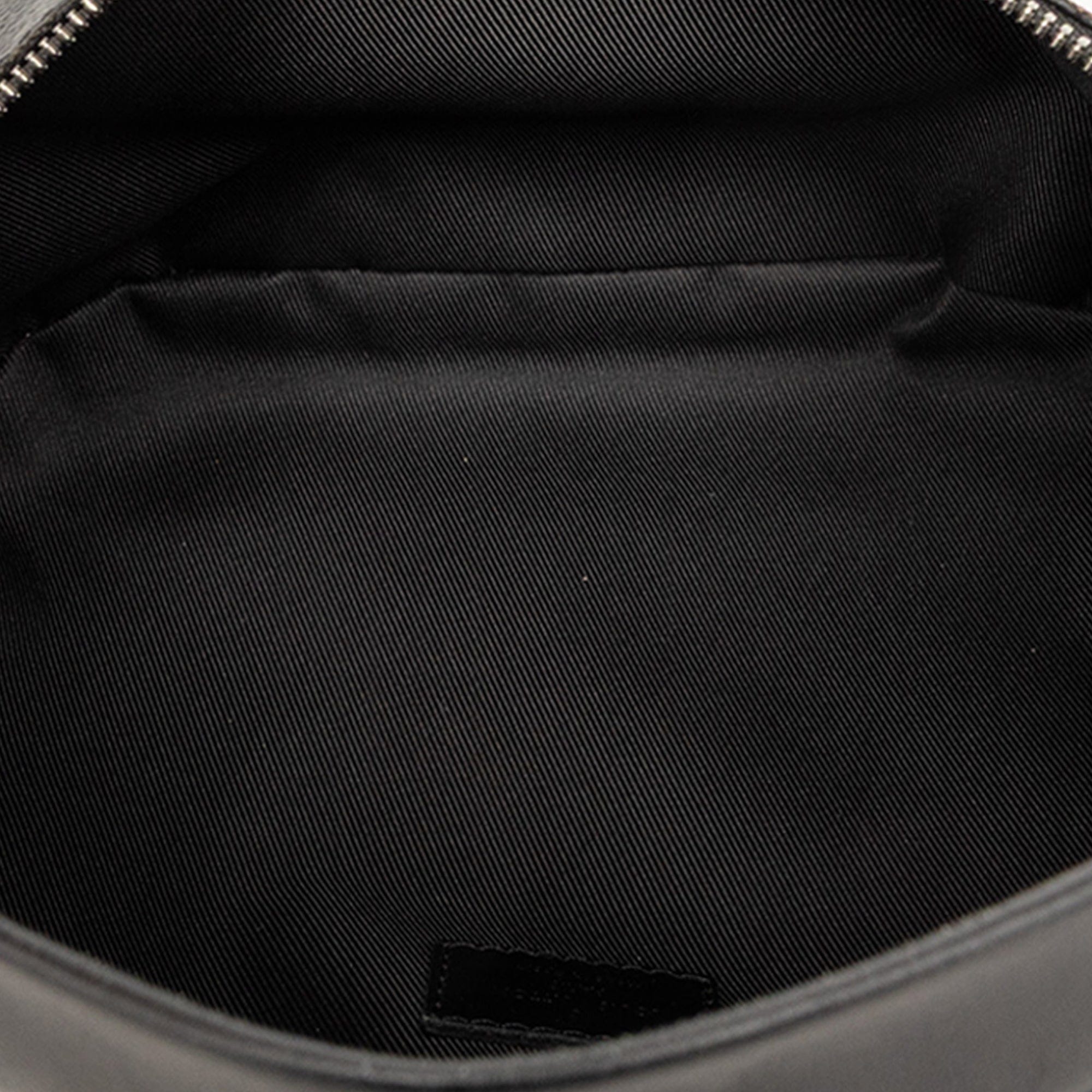 Louis Vuitton Monogram Eclipse Discovery Bumbag PM