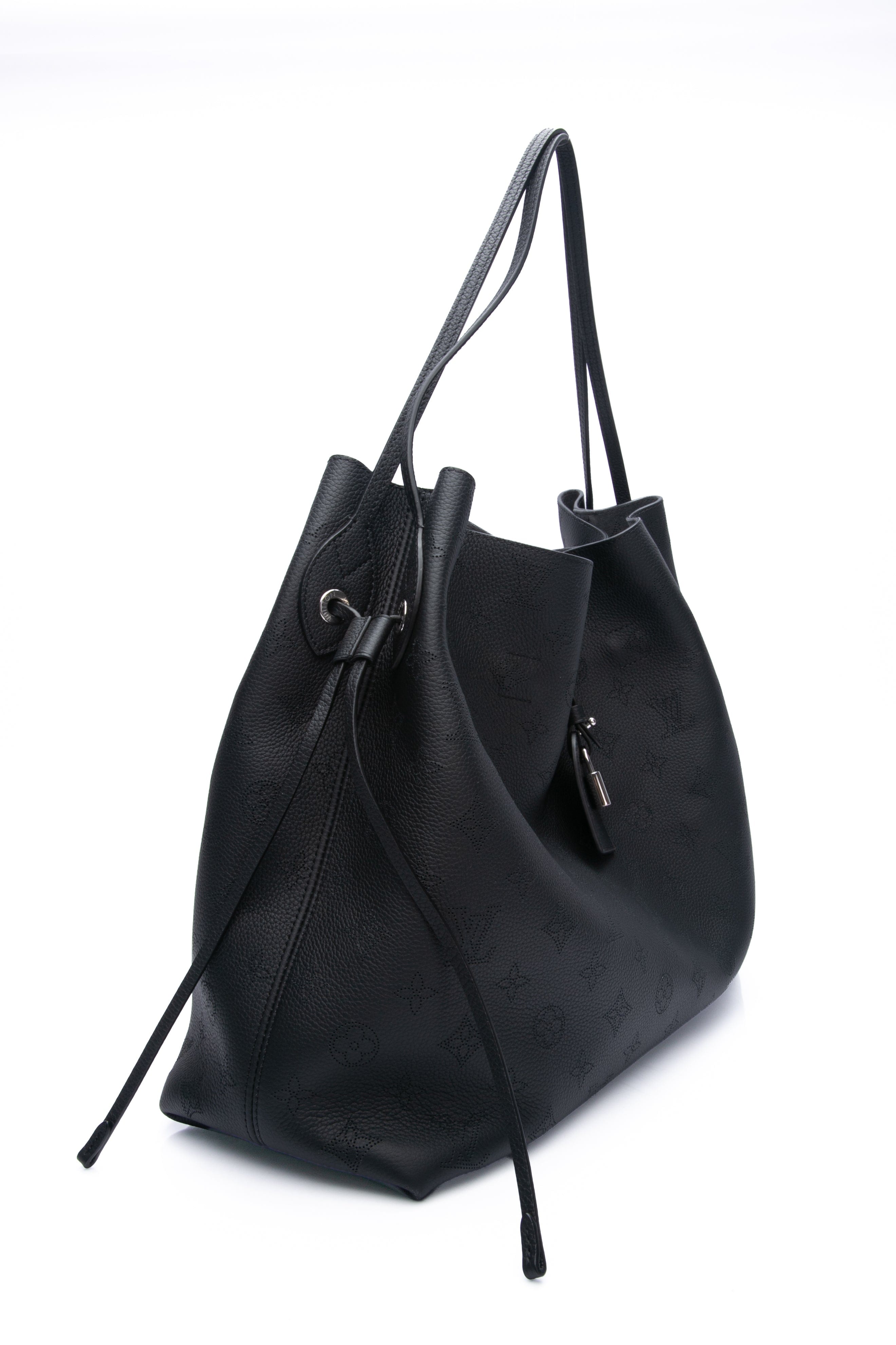 LOUIS VUITTON Black Mahina Boundless