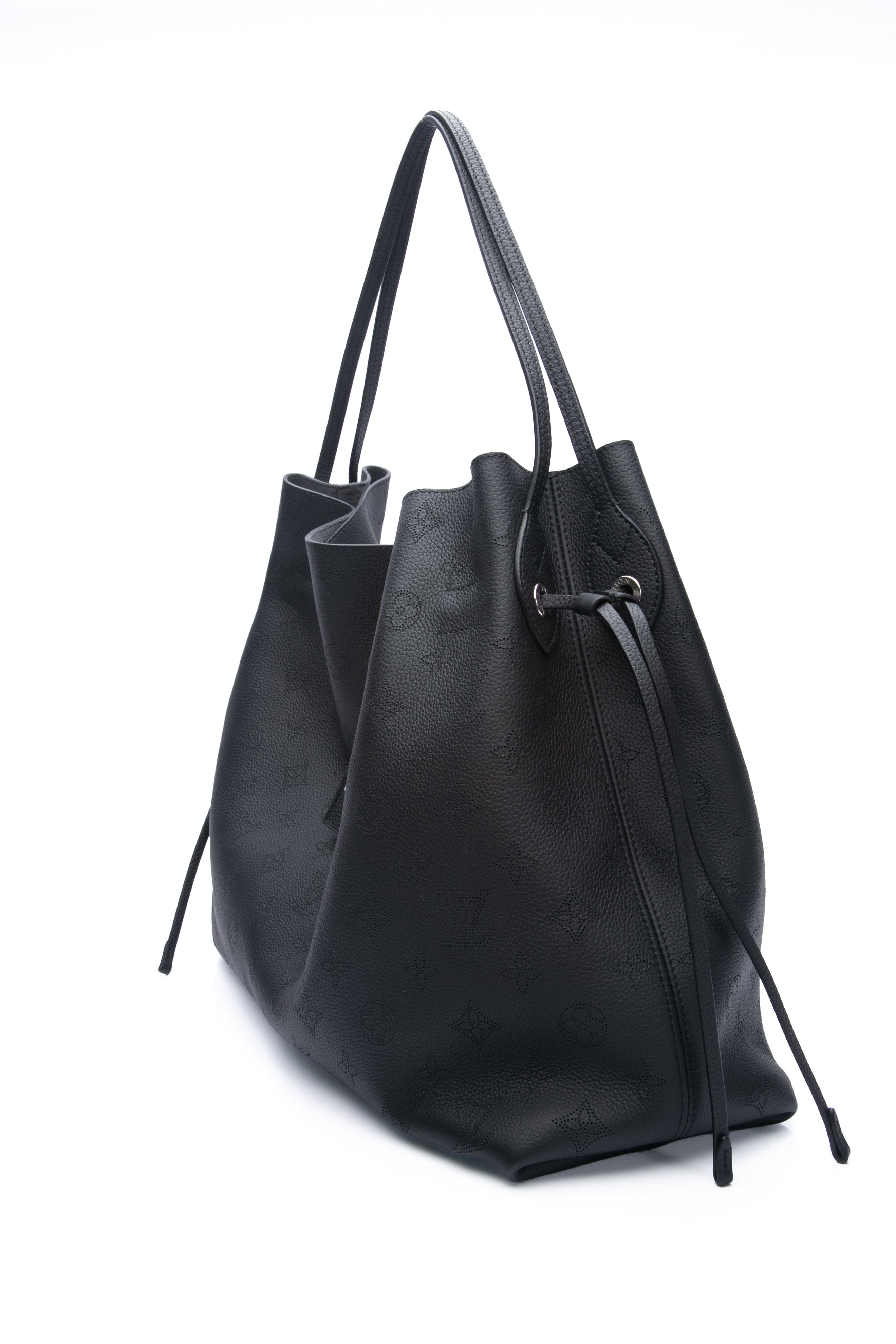 LOUIS VUITTON Black Mahina Boundless