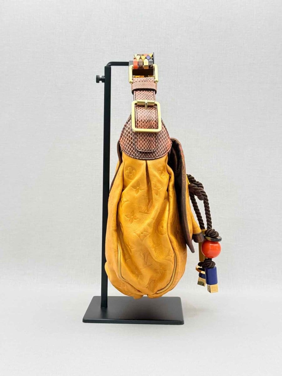 Louis Vuitton Kalahari Mustard Hobo bag
