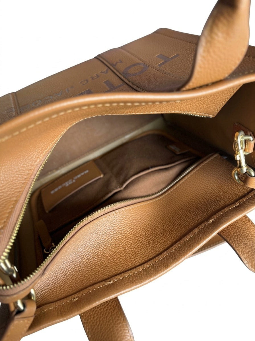 Marc Jacobs The Leather Medium Tote Bag