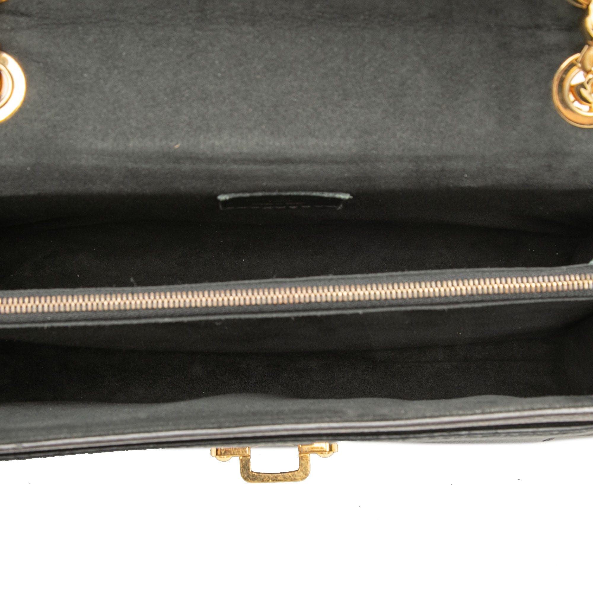 Louis Vuitton Monogram Victoire