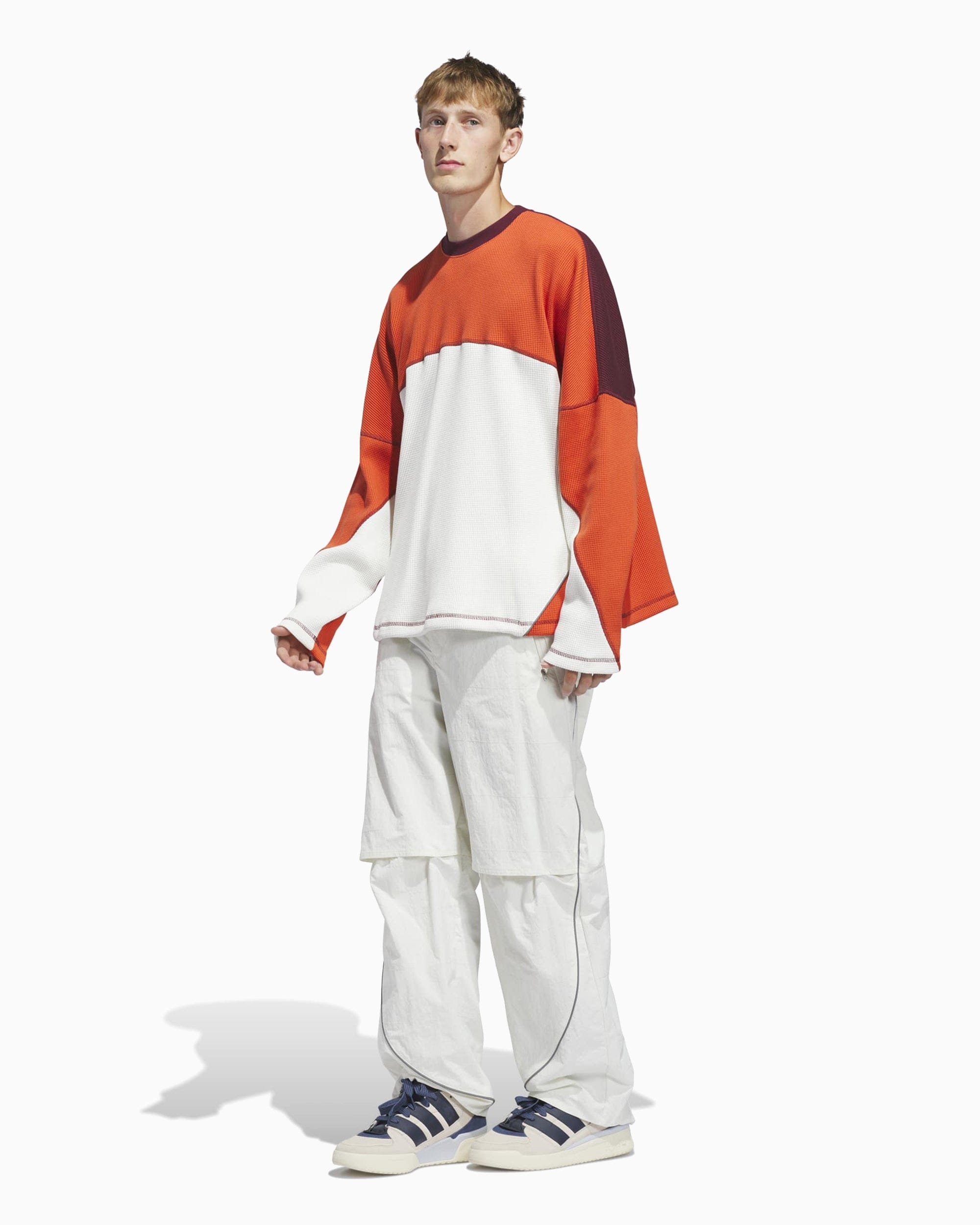 adidas Camiseta Oversize de manga larga adidas Originals Los Angeles La Cienega Unisex