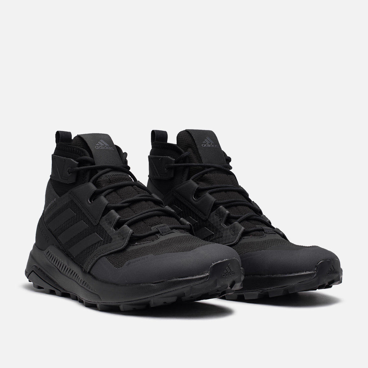 adidas PHARRELL x ADIDAS TERREX TRAILMAKER MID TRIPLE BLACK