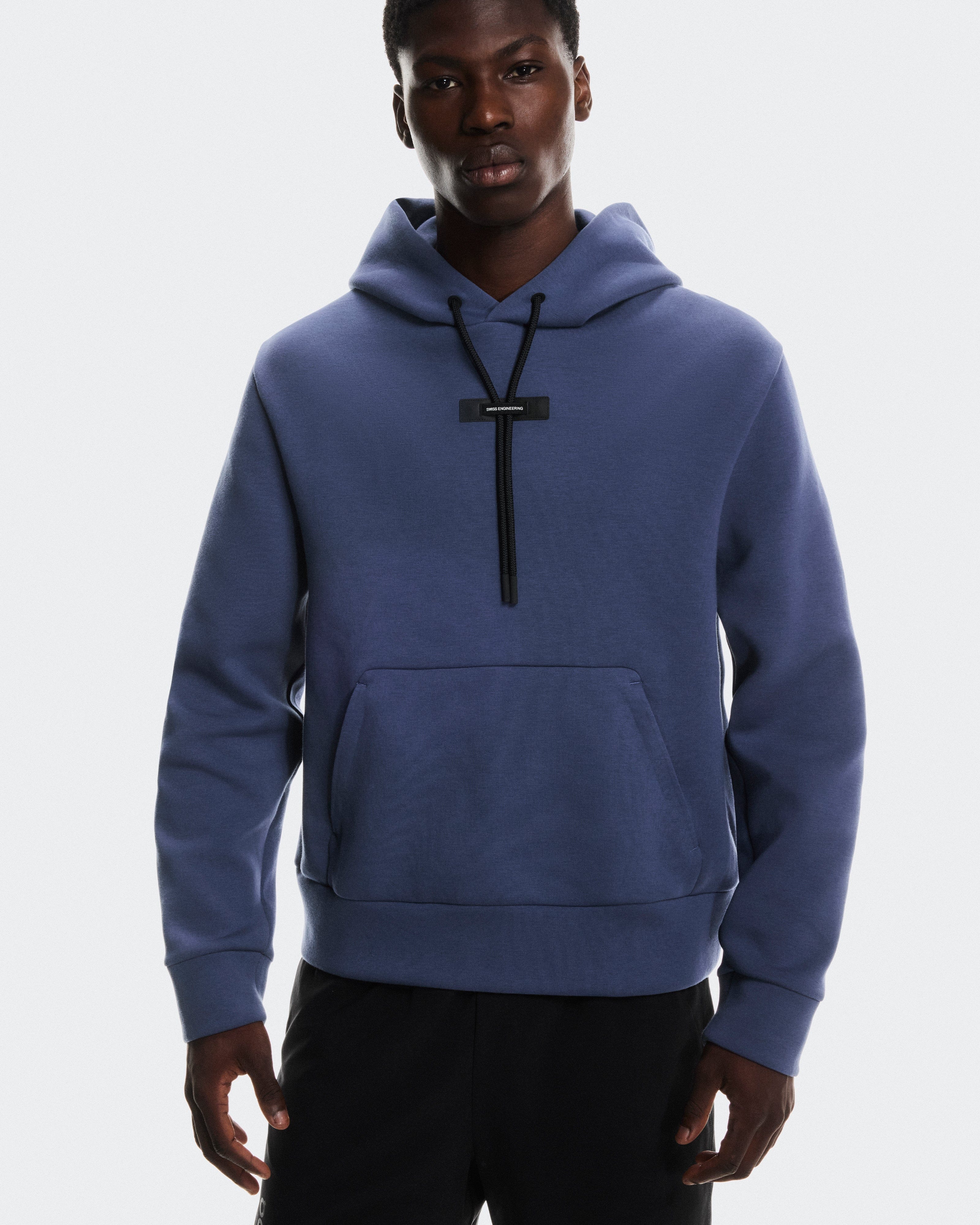 On Running On Focus Tech Hoodie Acai