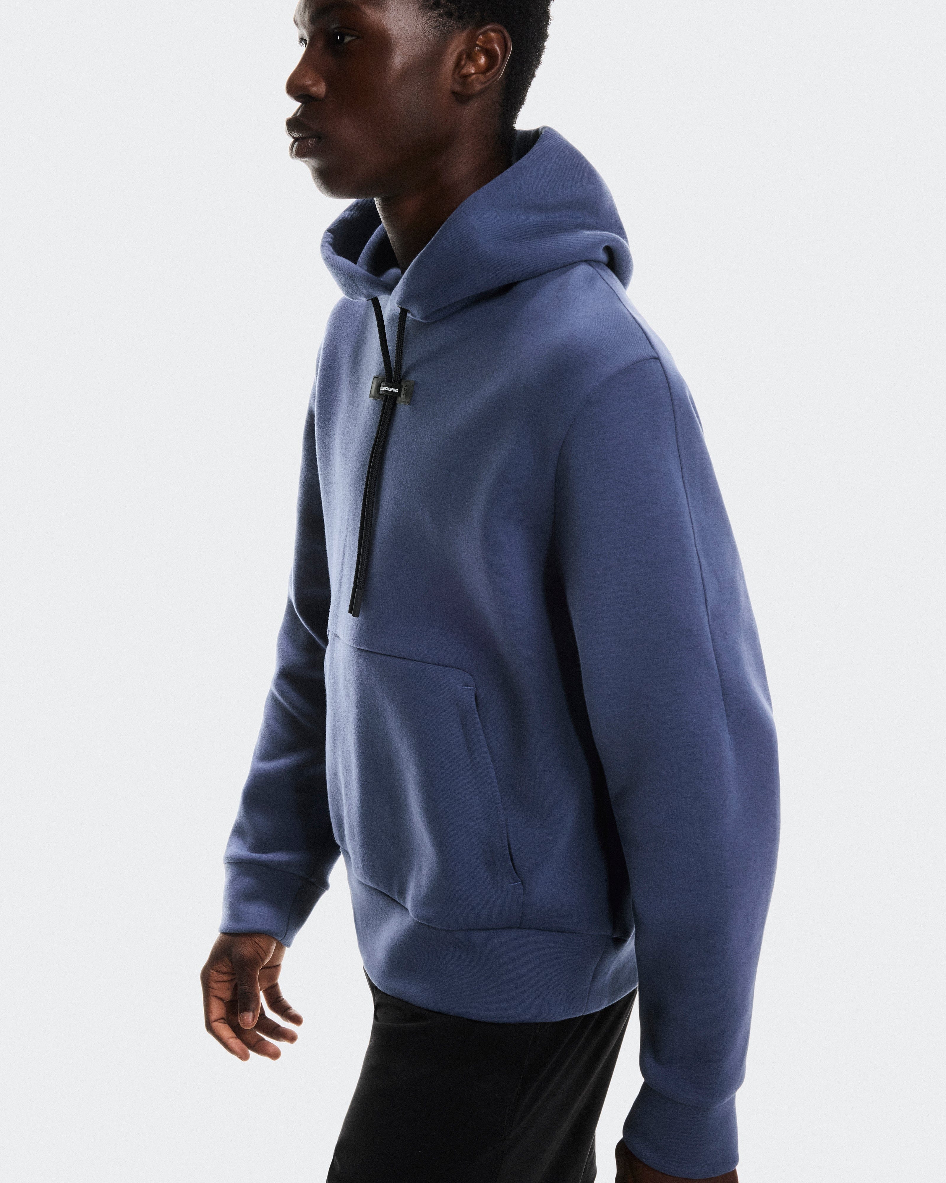 On Running On Focus Tech Hoodie Acai