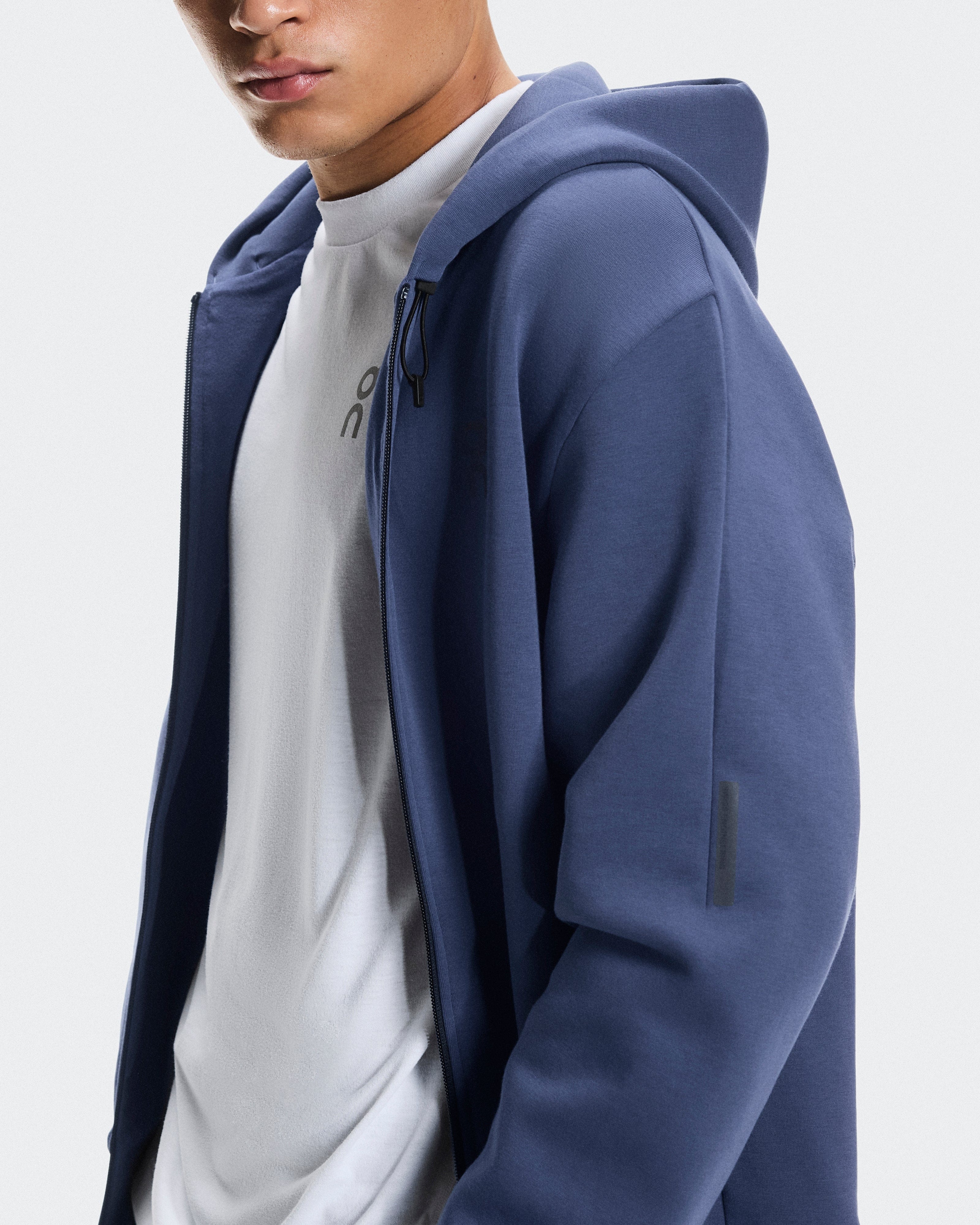 On Running On Focus Tech Zip Hoodie Acai