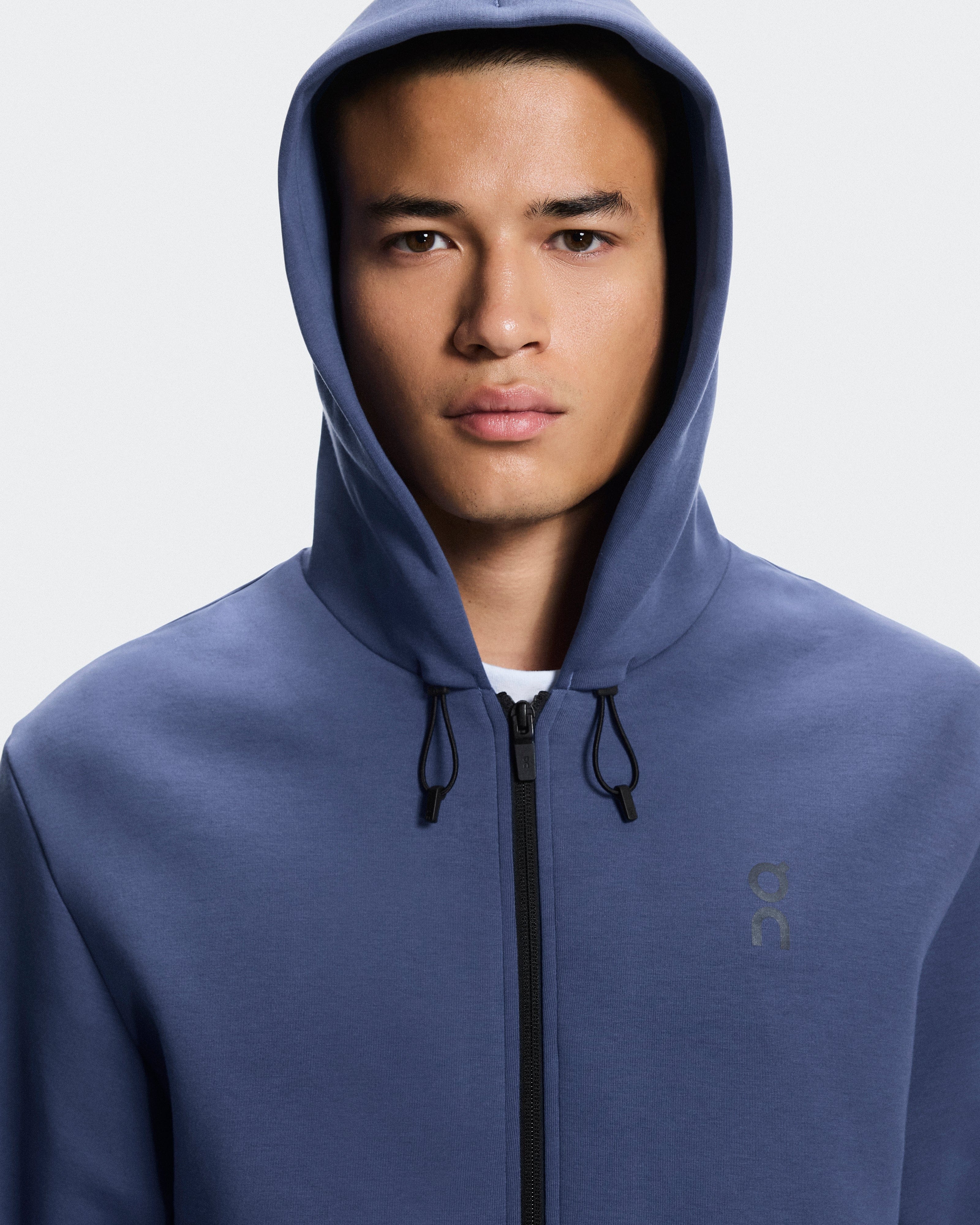 On Running On Focus Tech Zip Hoodie Acai
