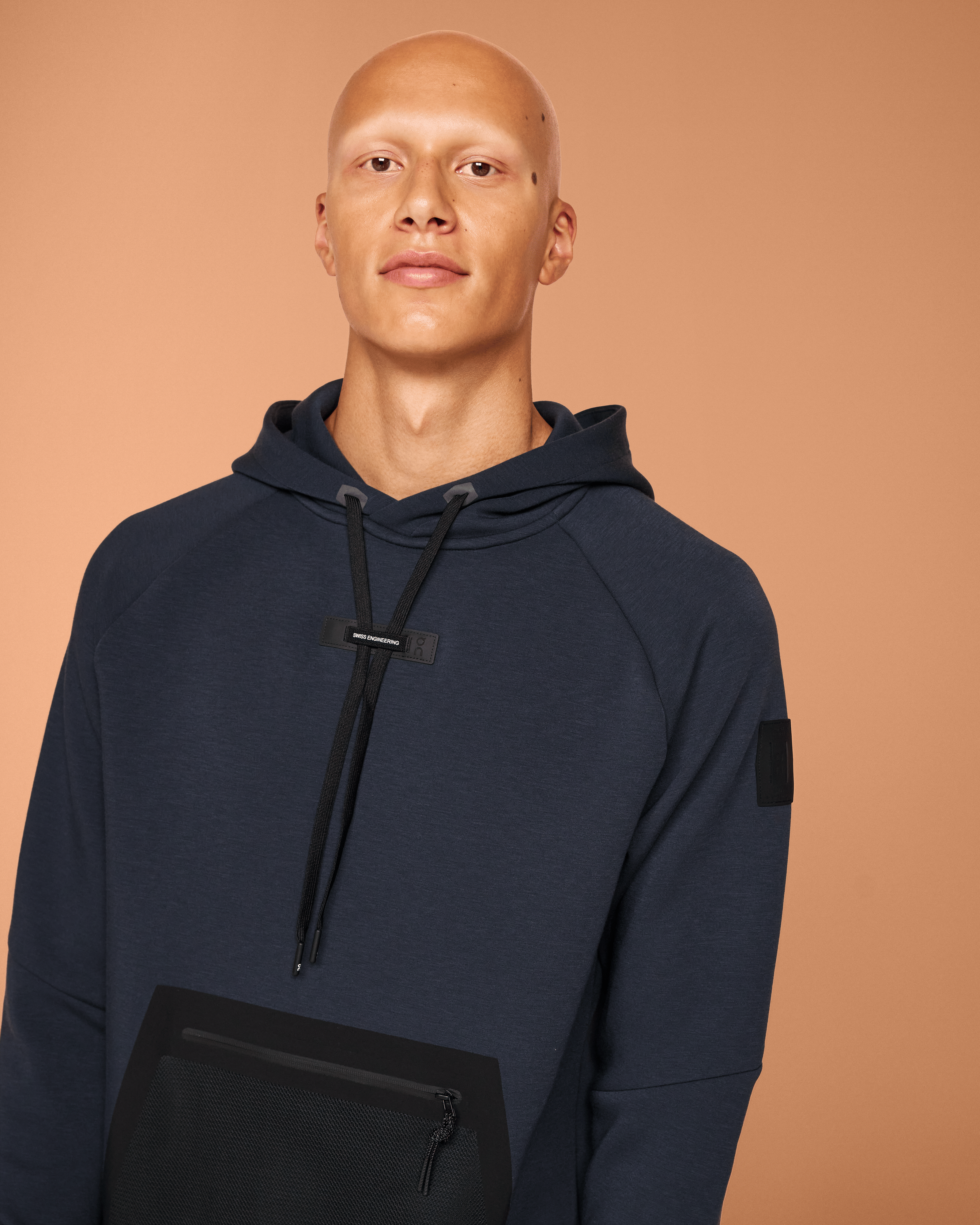 On Running On Hoodie Navy