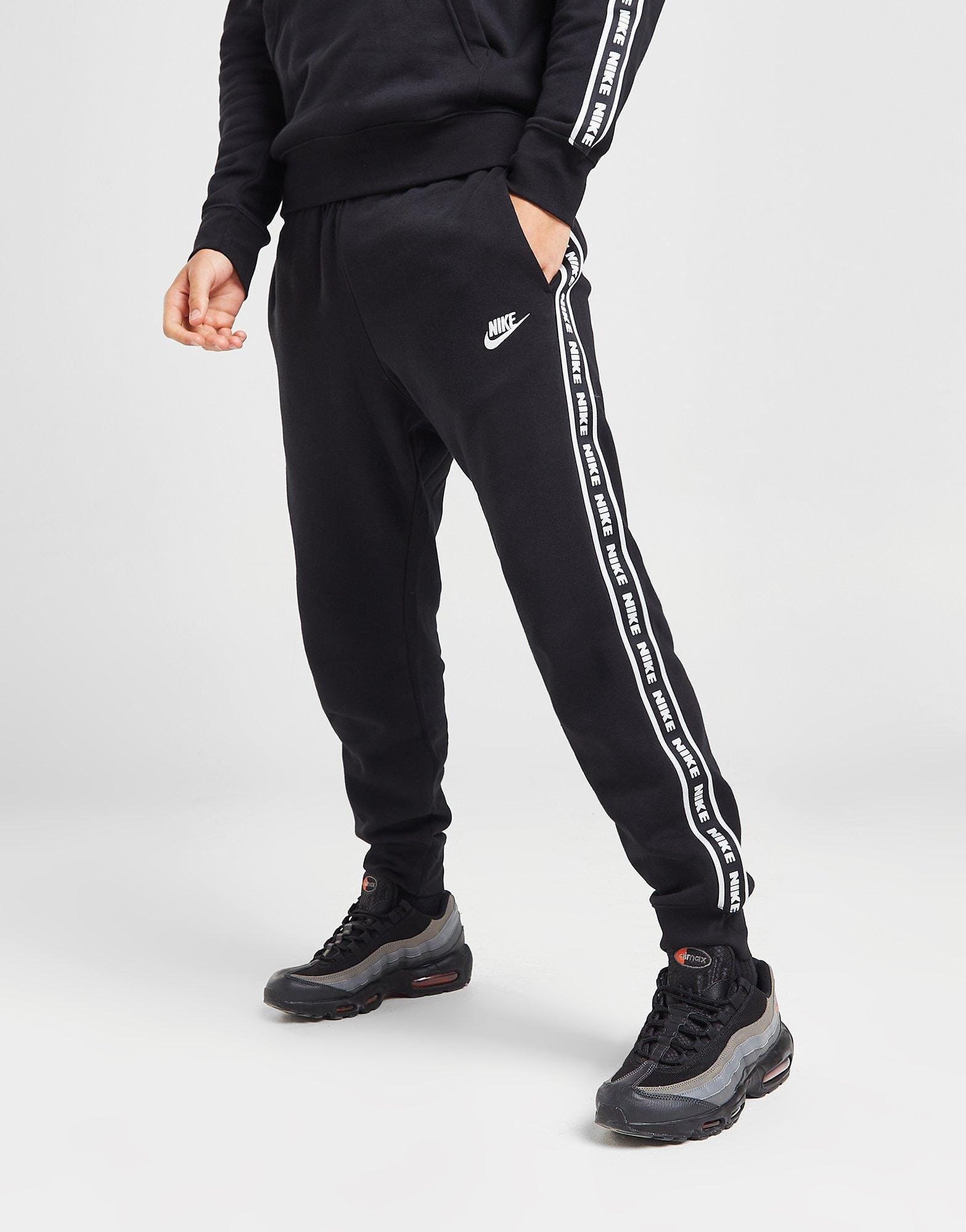 Nike Aries Joggers