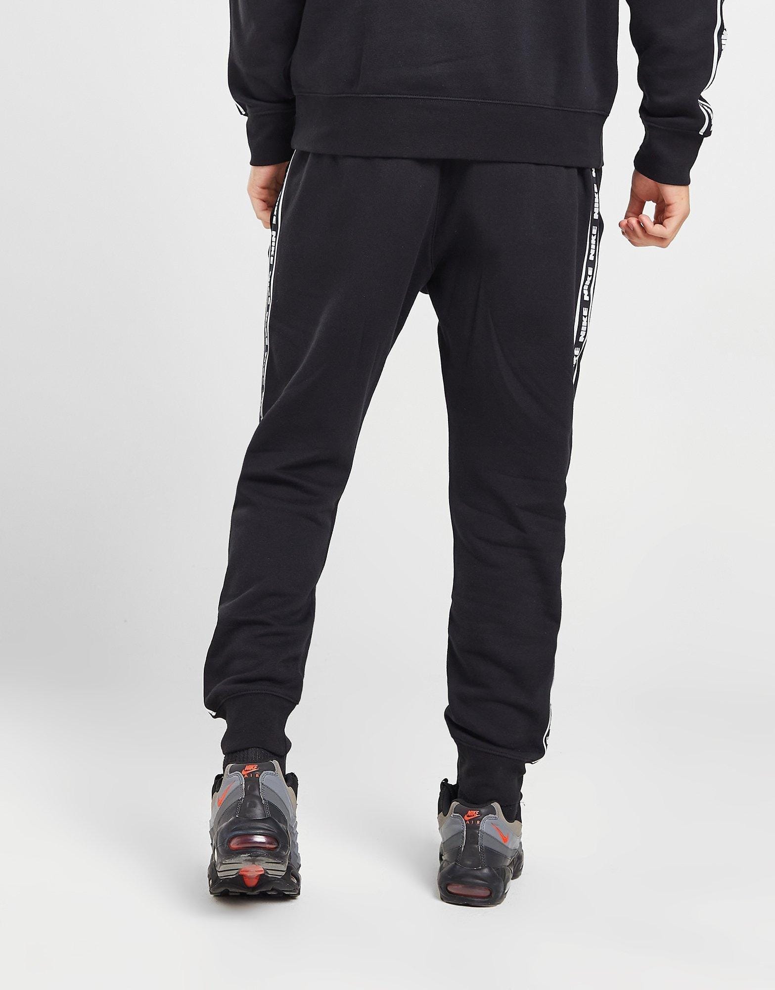 Nike Aries Joggers