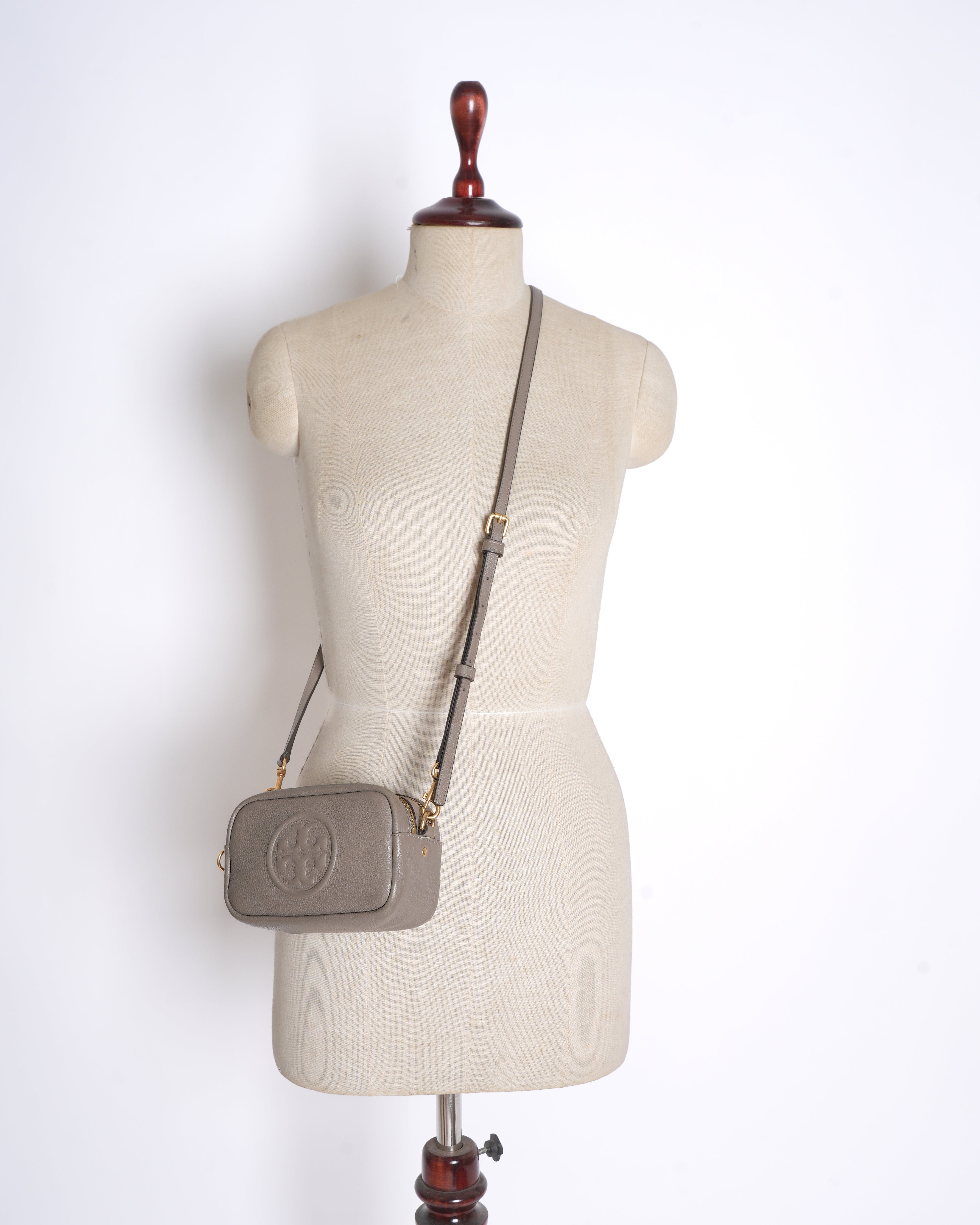 Tory burch mini camera crossbody bag