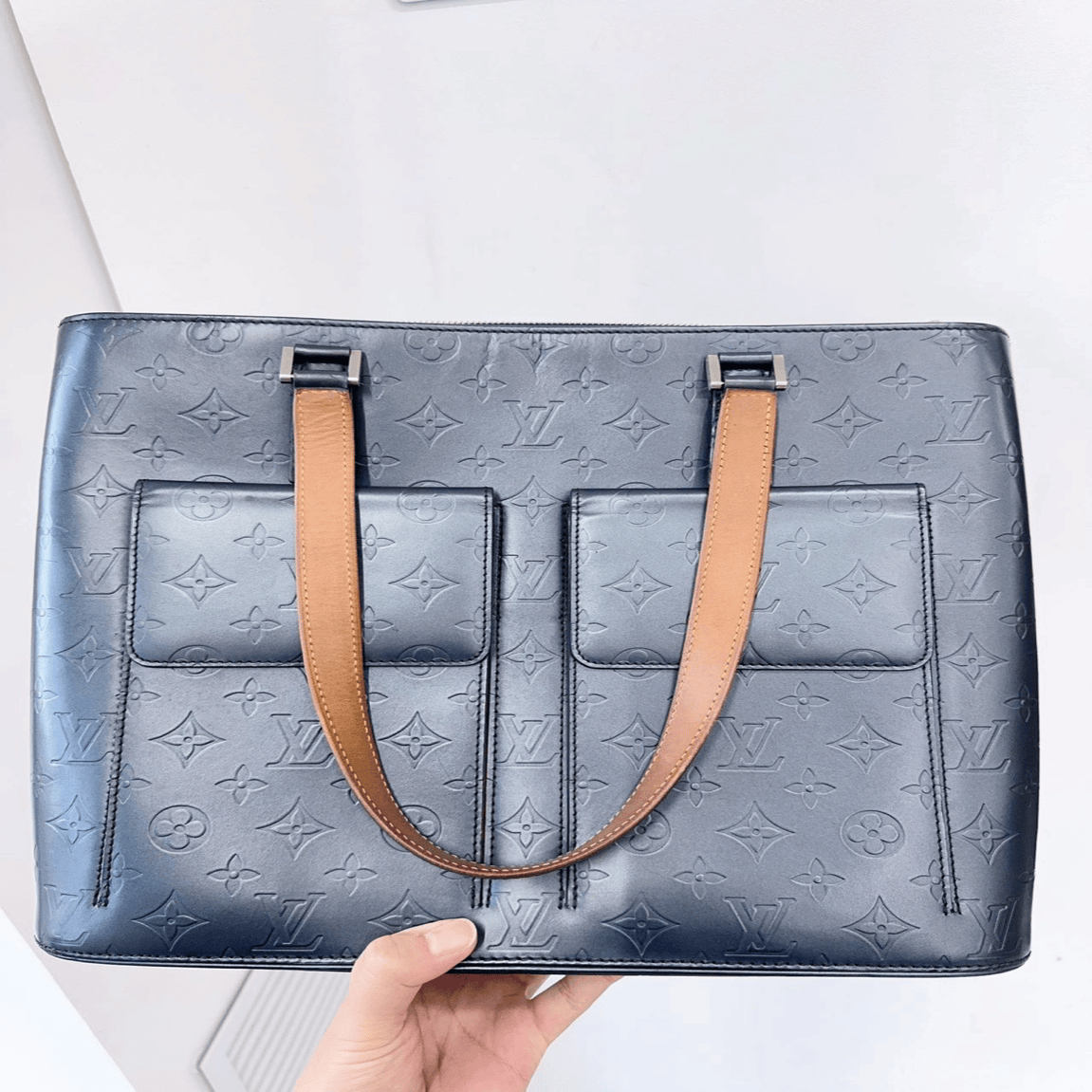 Louis Vuitton bag AKC0565