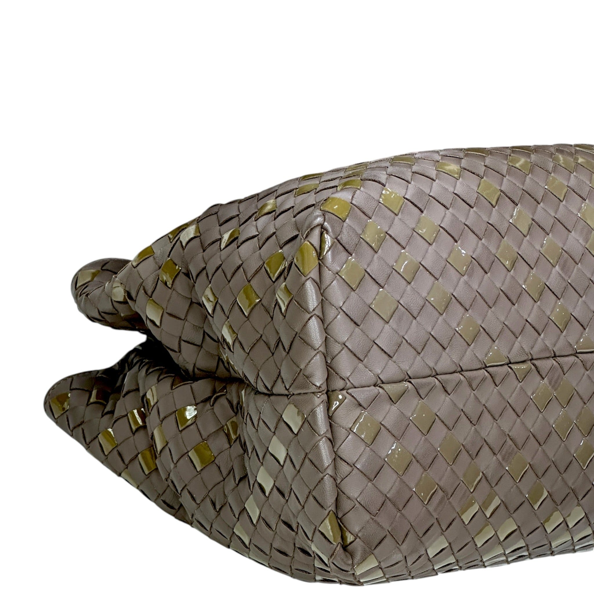 Bottega Veneta Chain Tote Grey Intrecciato Nappa Patent Leather
