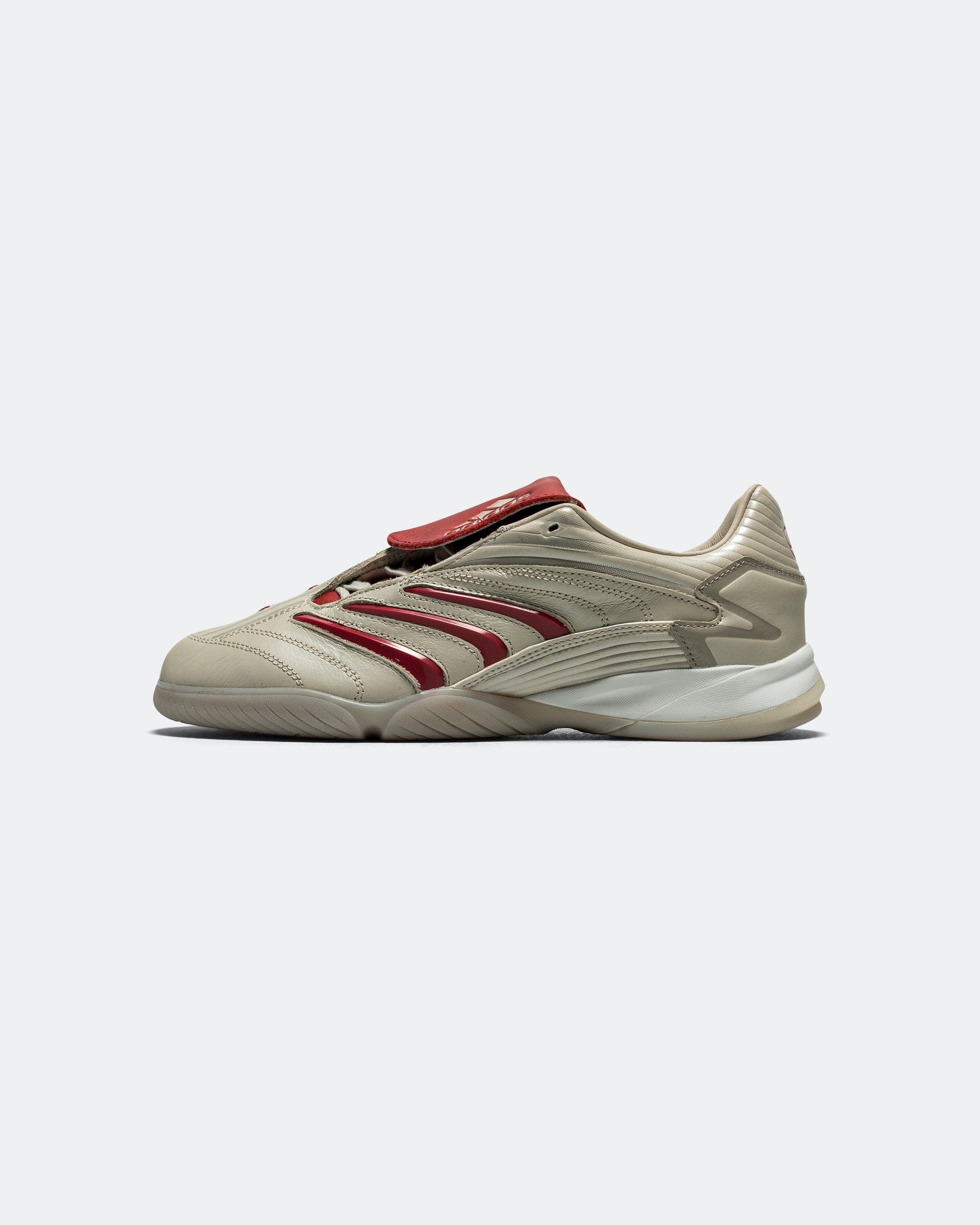 adidas Predator Sala - Beige/Team Victory Red - Metallic Gold