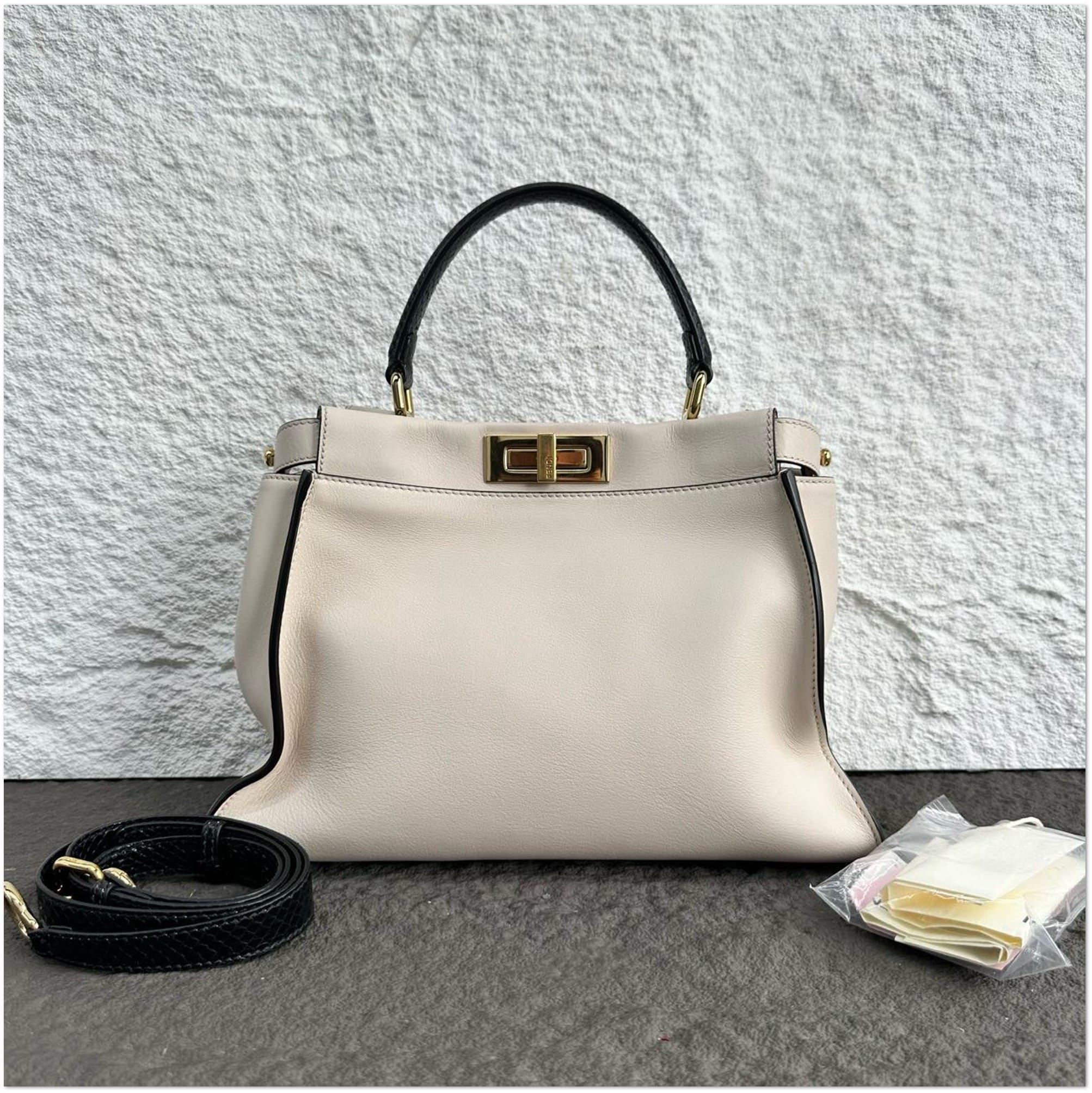 Fendi Beige Smooth Leather Medium Peekaboo Icon Bag C19499098318