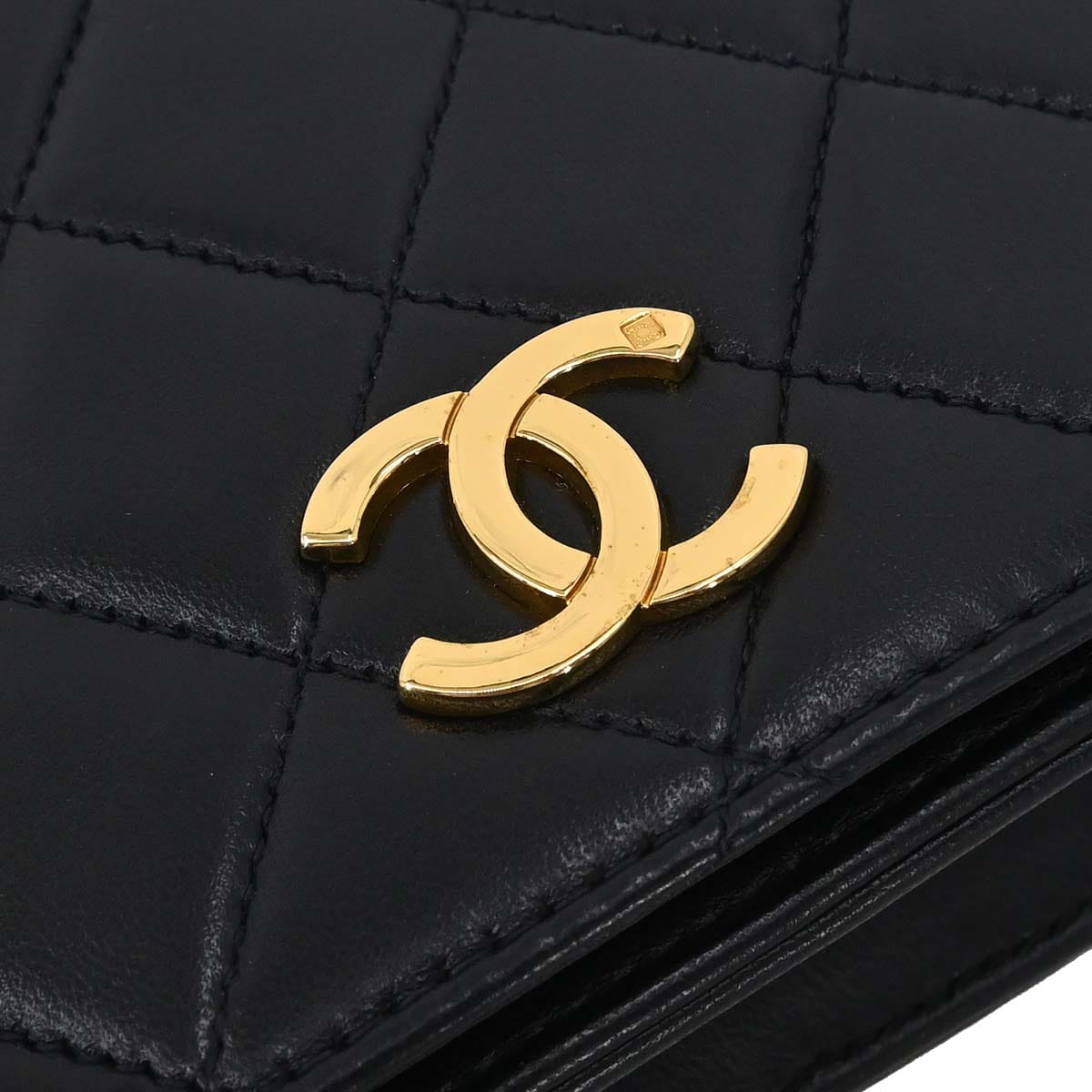 Louis Vuitton Chanel 1997 - 1999 Black Lambskin Pushlock Small Full Flap Shoulder Bag