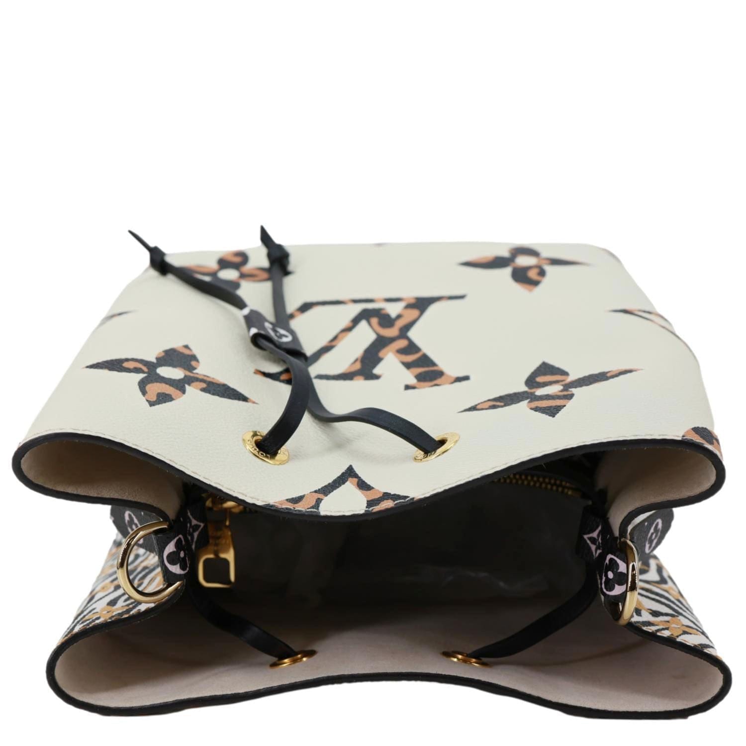 LOUIS VUITTON Neonoe MM Giant Jungle Canvas Bucket Shoulder Bag White