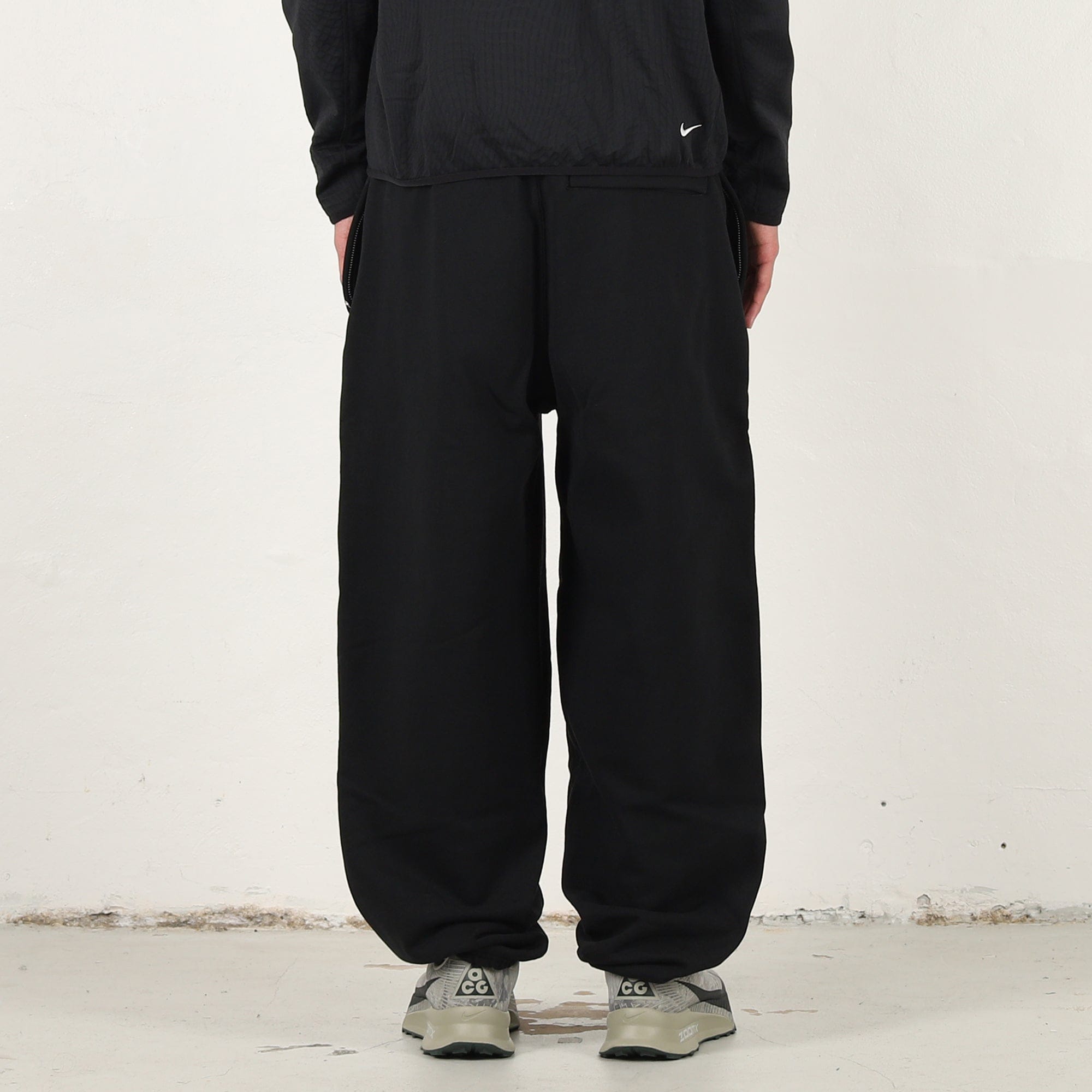 Nike 560 Fleece Pant - Black